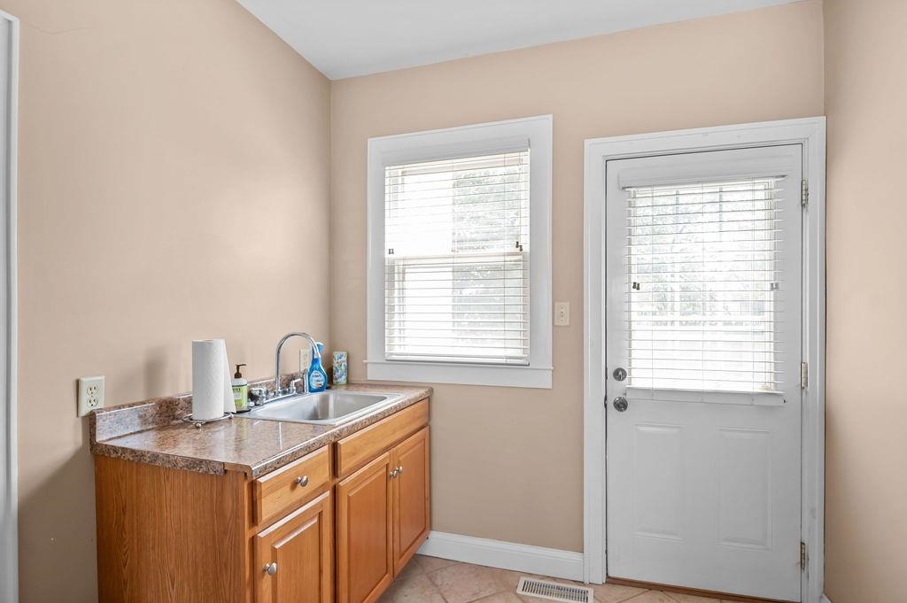 326 St Elizabeth, Owensboro, Kentucky 42301, ,Retail,For Sale,St Elizabeth,95571