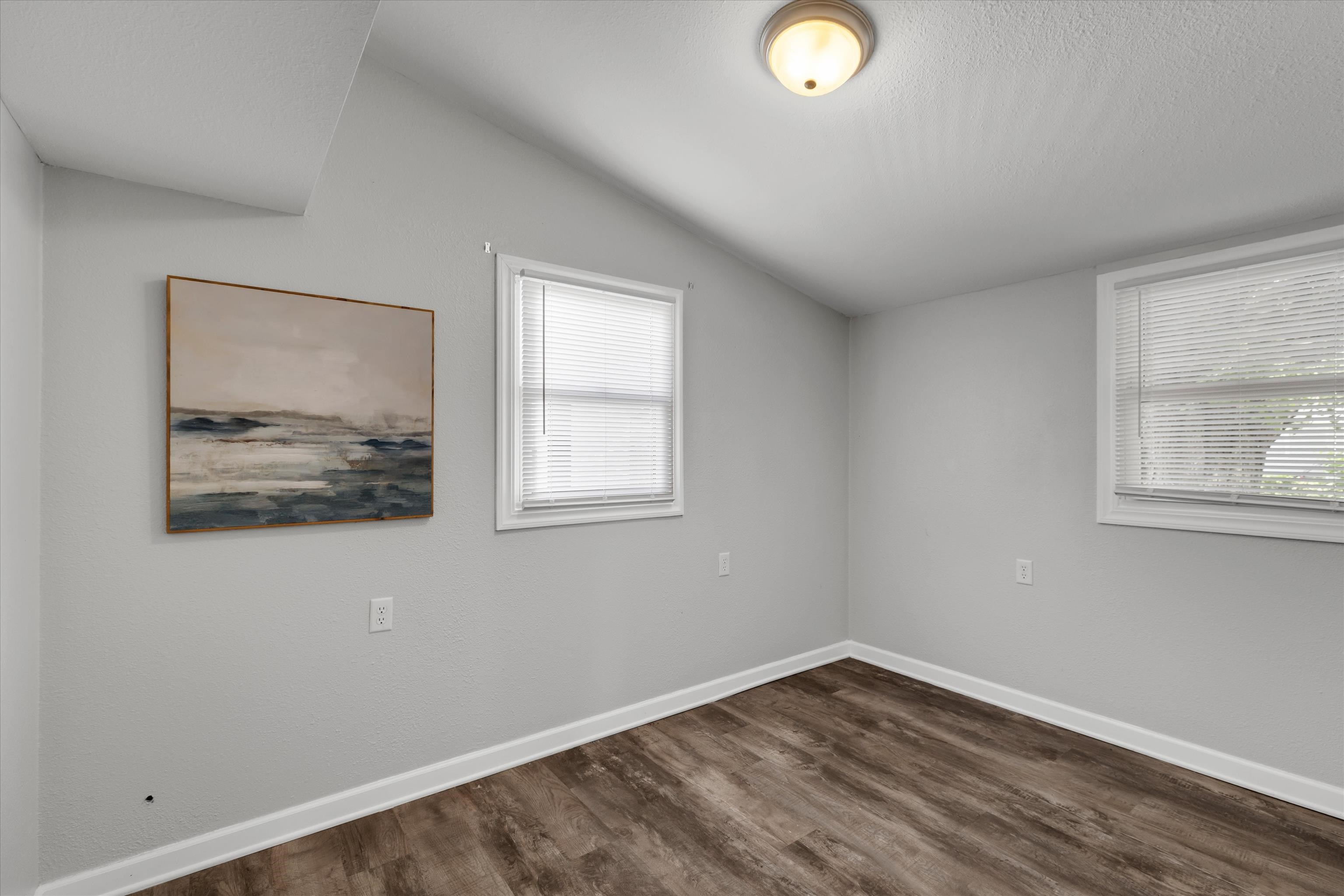 521 Jeff Place, Owensboro, Kentucky 42301, 2 Bedrooms Bedrooms, ,1 BathroomBathrooms,Single Family Residence,For Sale,Jeff Place,95576