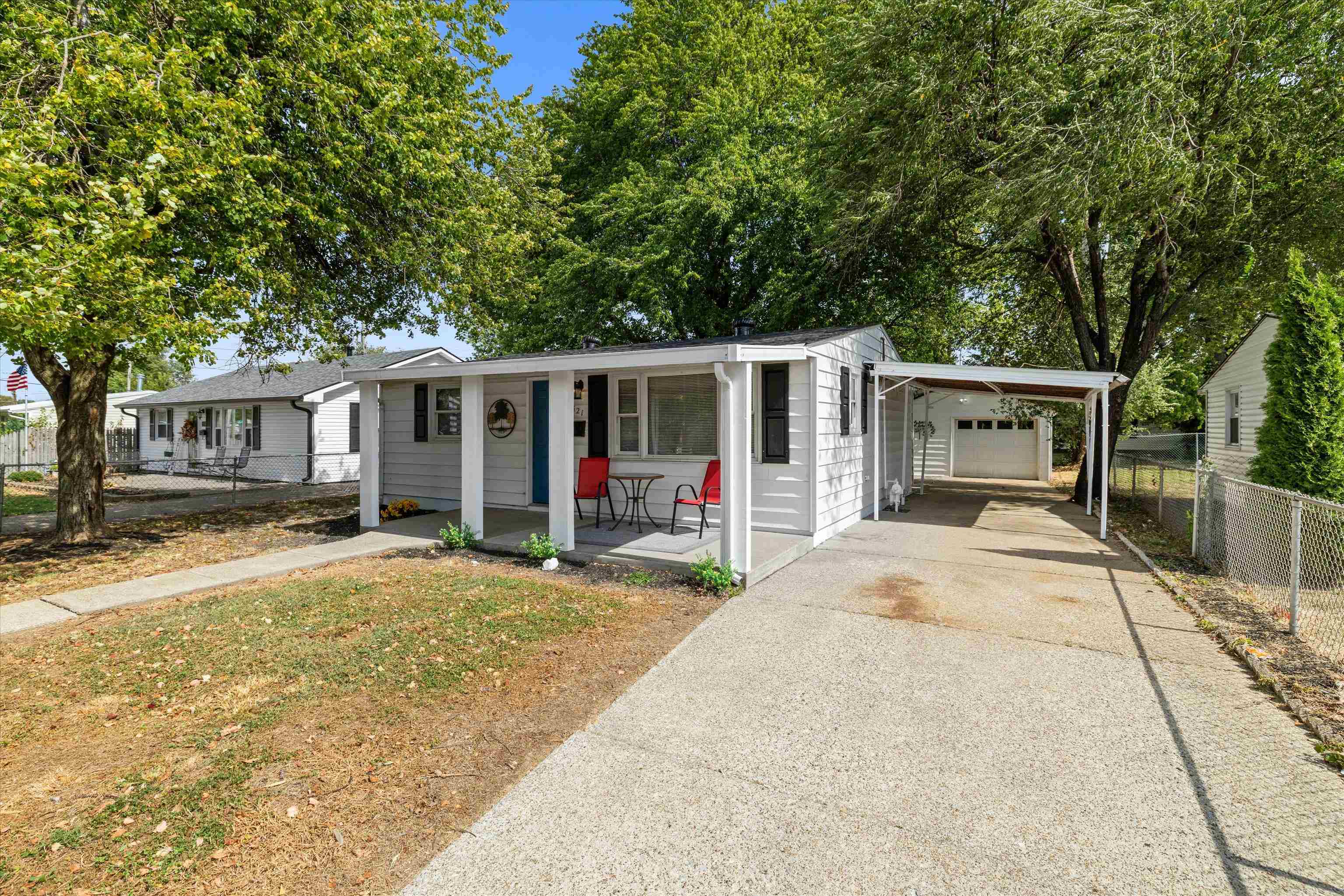 521 Jeff Place, Owensboro, Kentucky 42301, 2 Bedrooms Bedrooms, ,1 BathroomBathrooms,Single Family Residence,For Sale,Jeff Place,95576