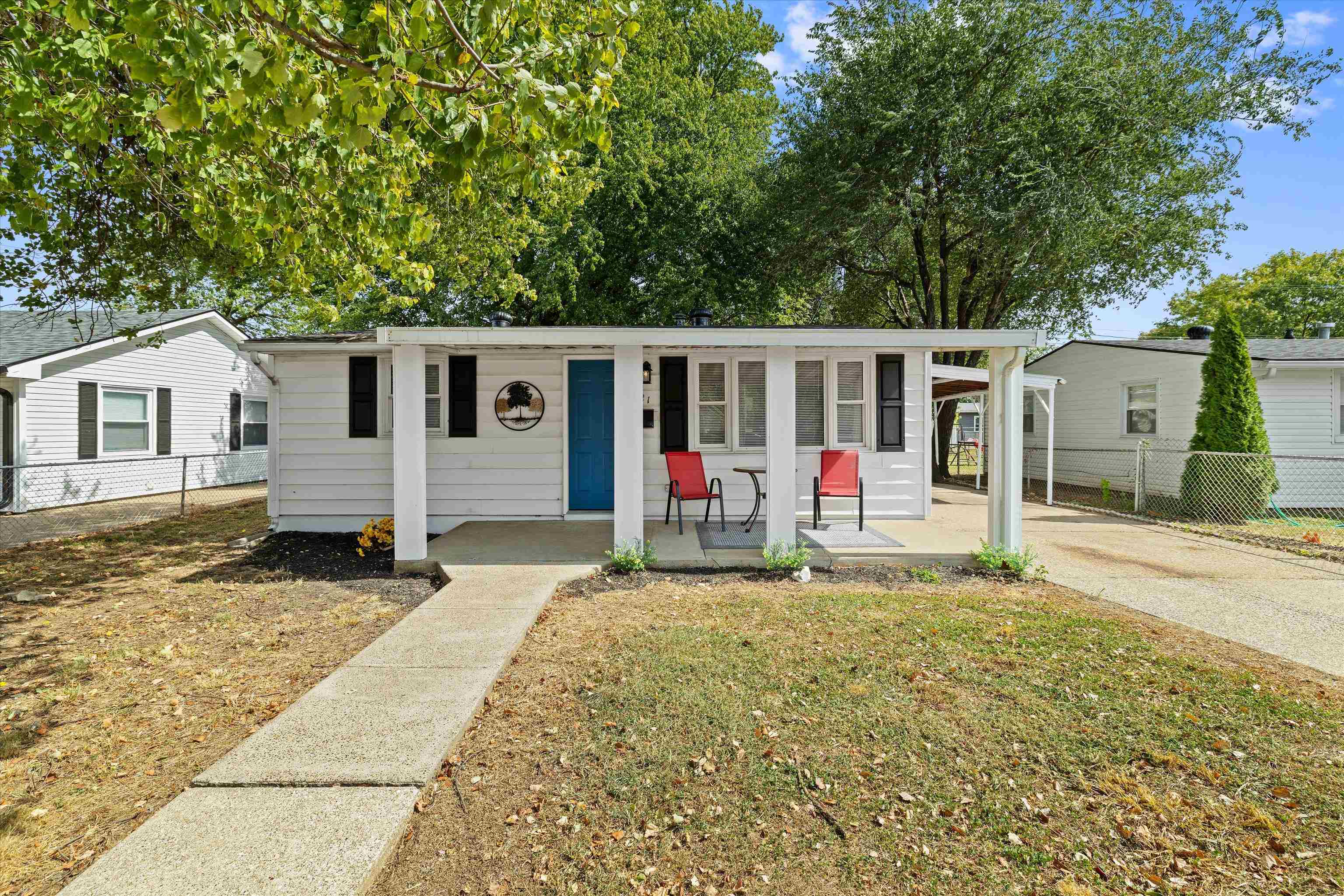 521 Jeff Place, Owensboro, Kentucky 42301, 2 Bedrooms Bedrooms, ,1 BathroomBathrooms,Single Family Residence,For Sale,Jeff Place,95576