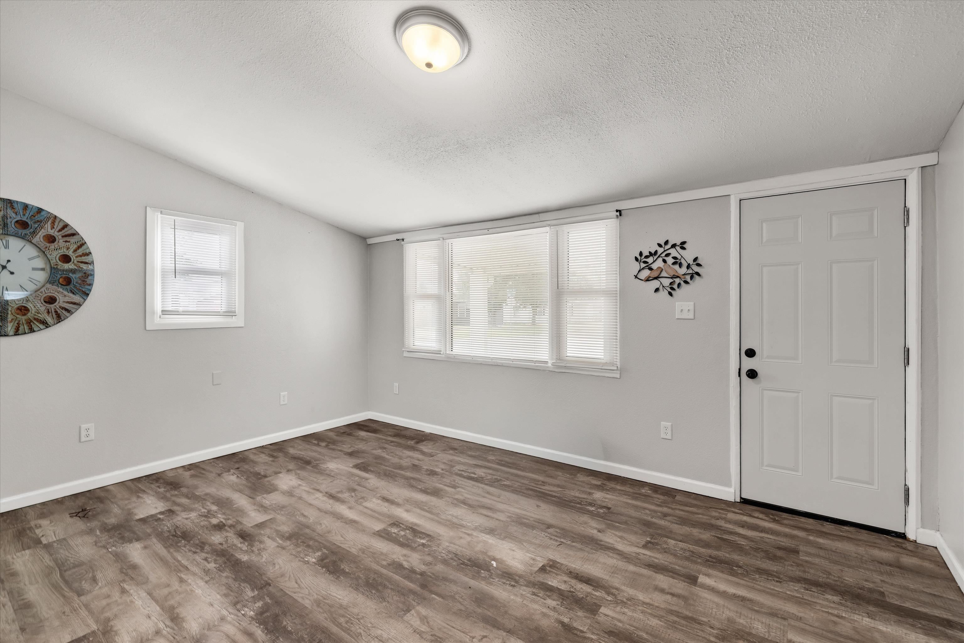 521 Jeff Place, Owensboro, Kentucky 42301, 2 Bedrooms Bedrooms, ,1 BathroomBathrooms,Single Family Residence,For Sale,Jeff Place,95576
