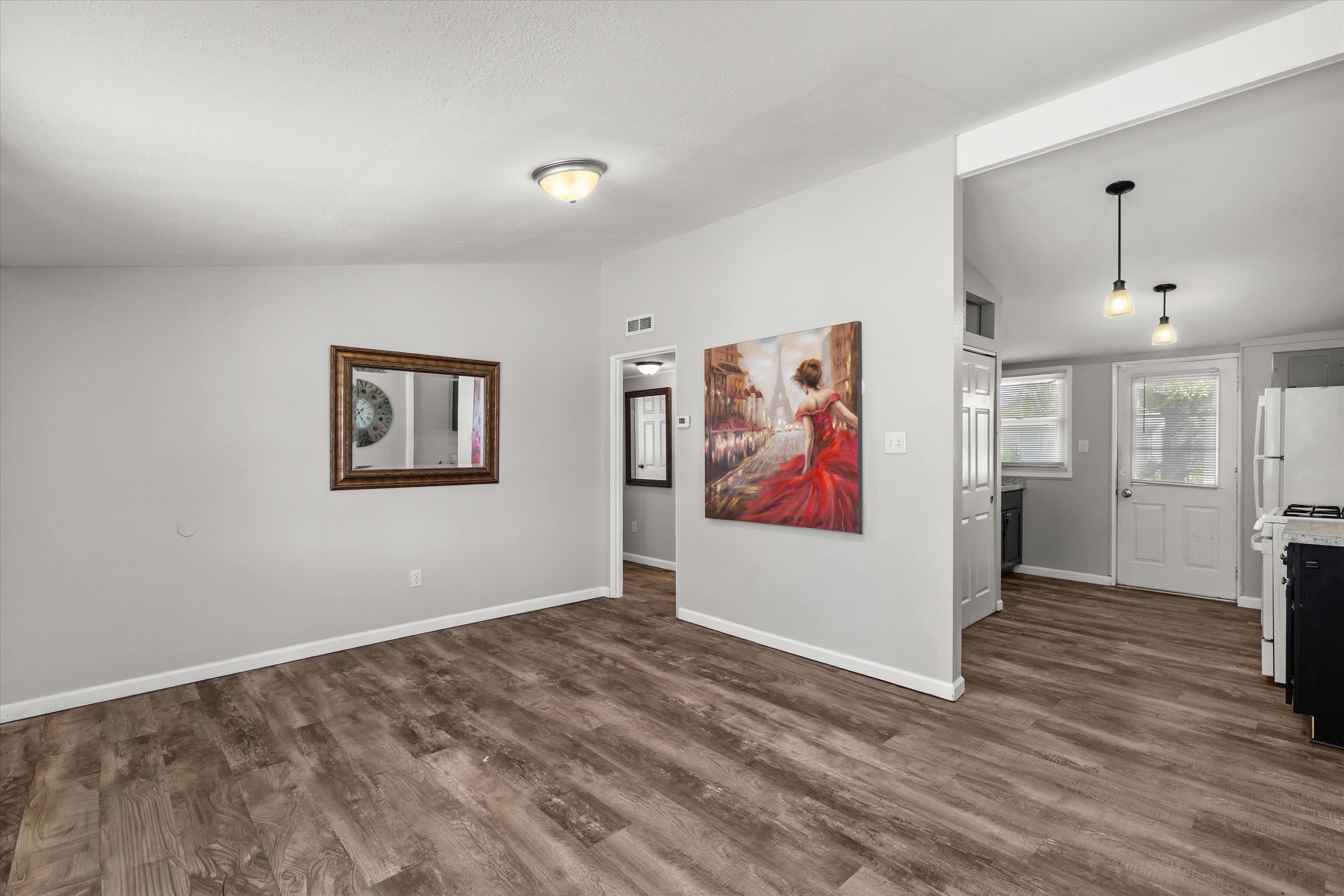 521 Jeff Place, Owensboro, Kentucky 42301, 2 Bedrooms Bedrooms, ,1 BathroomBathrooms,Single Family Residence,For Sale,Jeff Place,95576