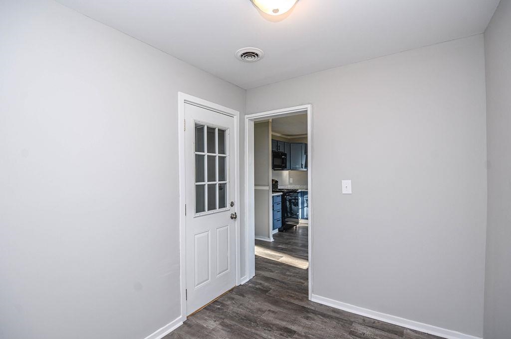 679 Ridgewood St., Owensboro, Kentucky 42301, 3 Bedrooms Bedrooms, ,1 BathroomBathrooms,Single Family Residence,For Sale,Ridgewood St.,95584