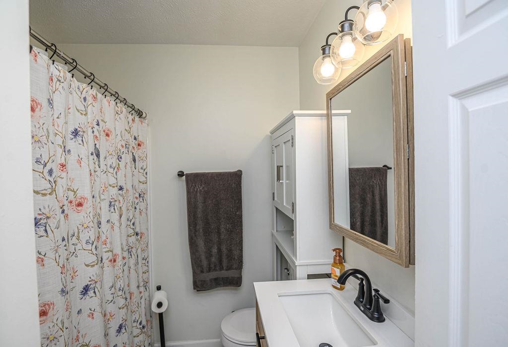 1951 Powell St, Henderson, Kentucky 42420, 3 Bedrooms Bedrooms, ,1 BathroomBathrooms,Single Family Residence,For Sale,Powell St,95590