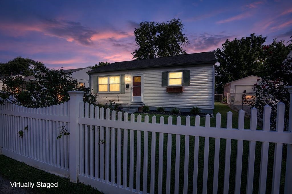 1951 Powell St, Henderson, Kentucky 42420, 3 Bedrooms Bedrooms, ,1 BathroomBathrooms,Single Family Residence,For Sale,Powell St,95590