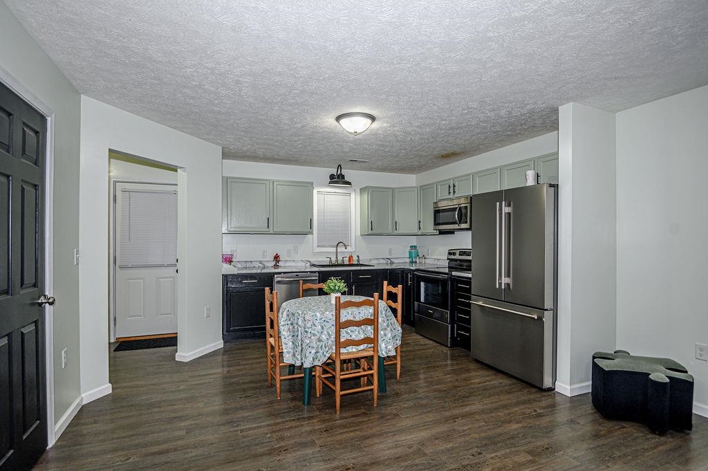 8592 Hwy. 54, Philpot, Kentucky 42366, 3 Bedrooms Bedrooms, ,2 BathroomsBathrooms,Single Family Residence,For Sale,Hwy. 54,95625