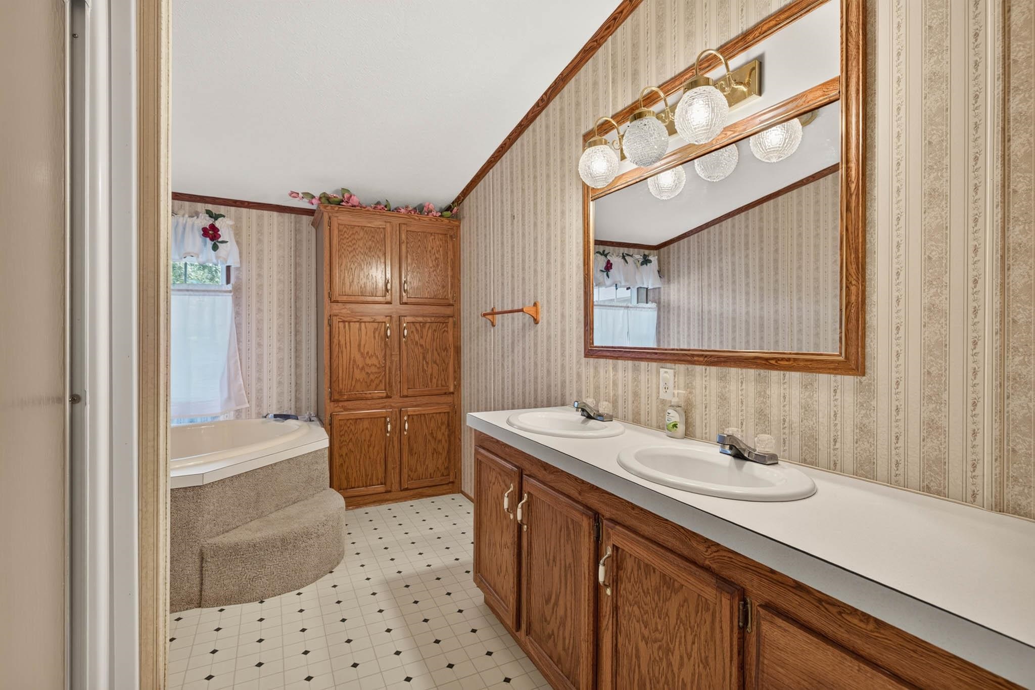 6857 HWY 144, Hawesville, Kentucky 42348, 3 Bedrooms Bedrooms, ,2 BathroomsBathrooms,Single Family Residence,For Sale,HWY 144,95635
