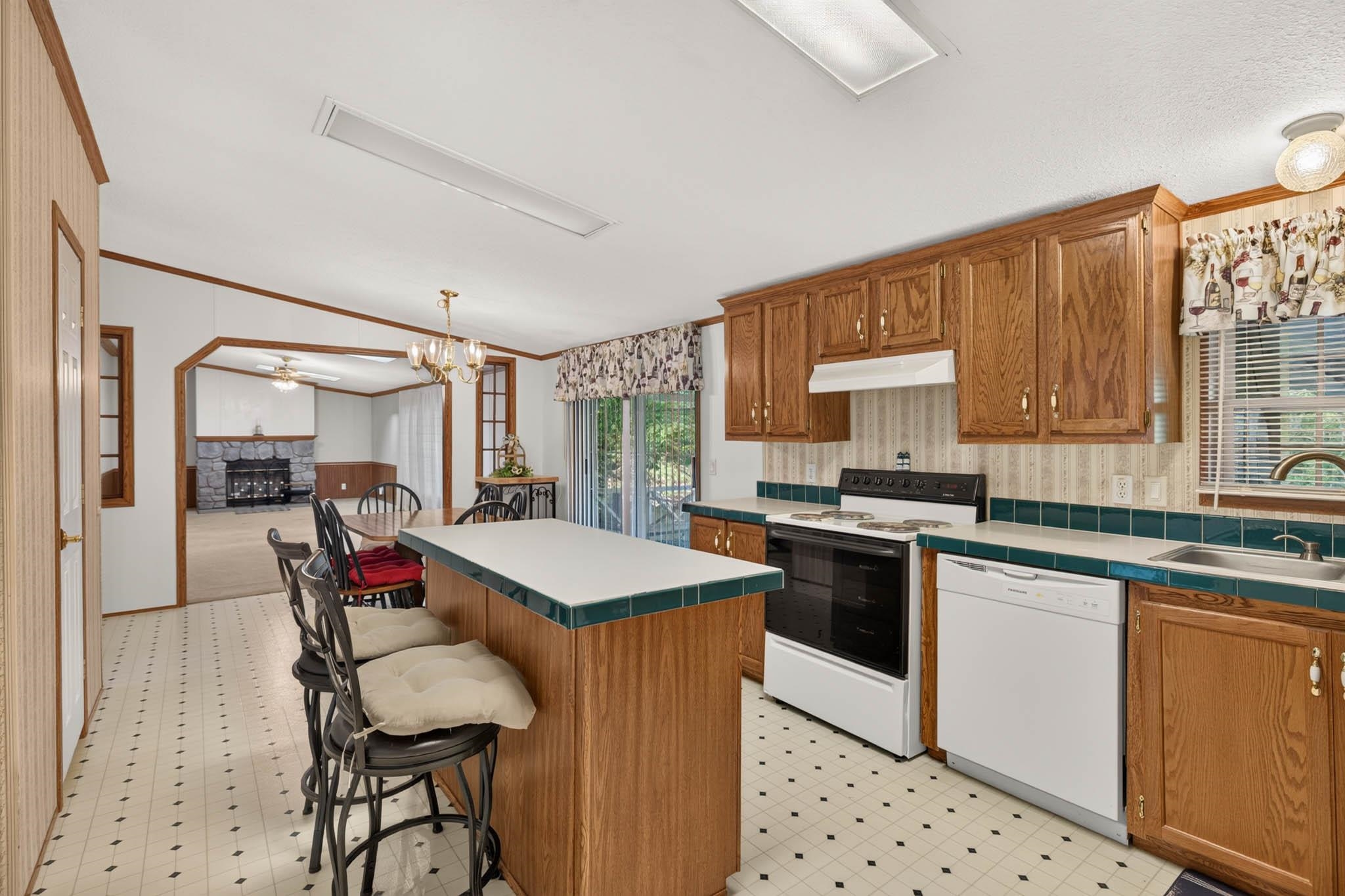 6857 HWY 144, Hawesville, Kentucky 42348, 3 Bedrooms Bedrooms, ,2 BathroomsBathrooms,Single Family Residence,For Sale,HWY 144,95635