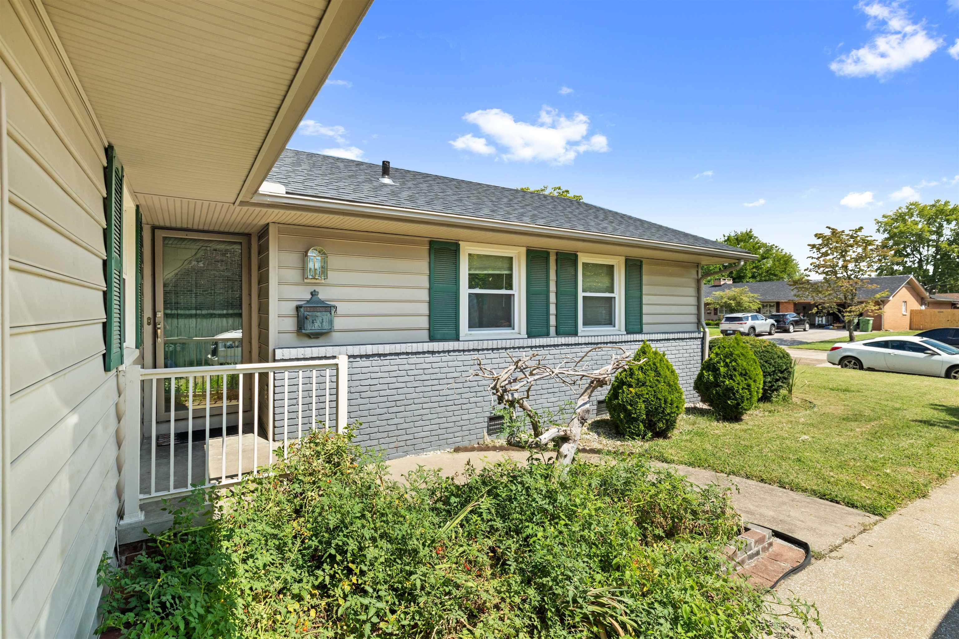 2434 Spencer Dr, Owensboro, Kentucky 42301, 3 Bedrooms Bedrooms, ,2 BathroomsBathrooms,Single Family Residence,For Sale,Spencer Dr,95636