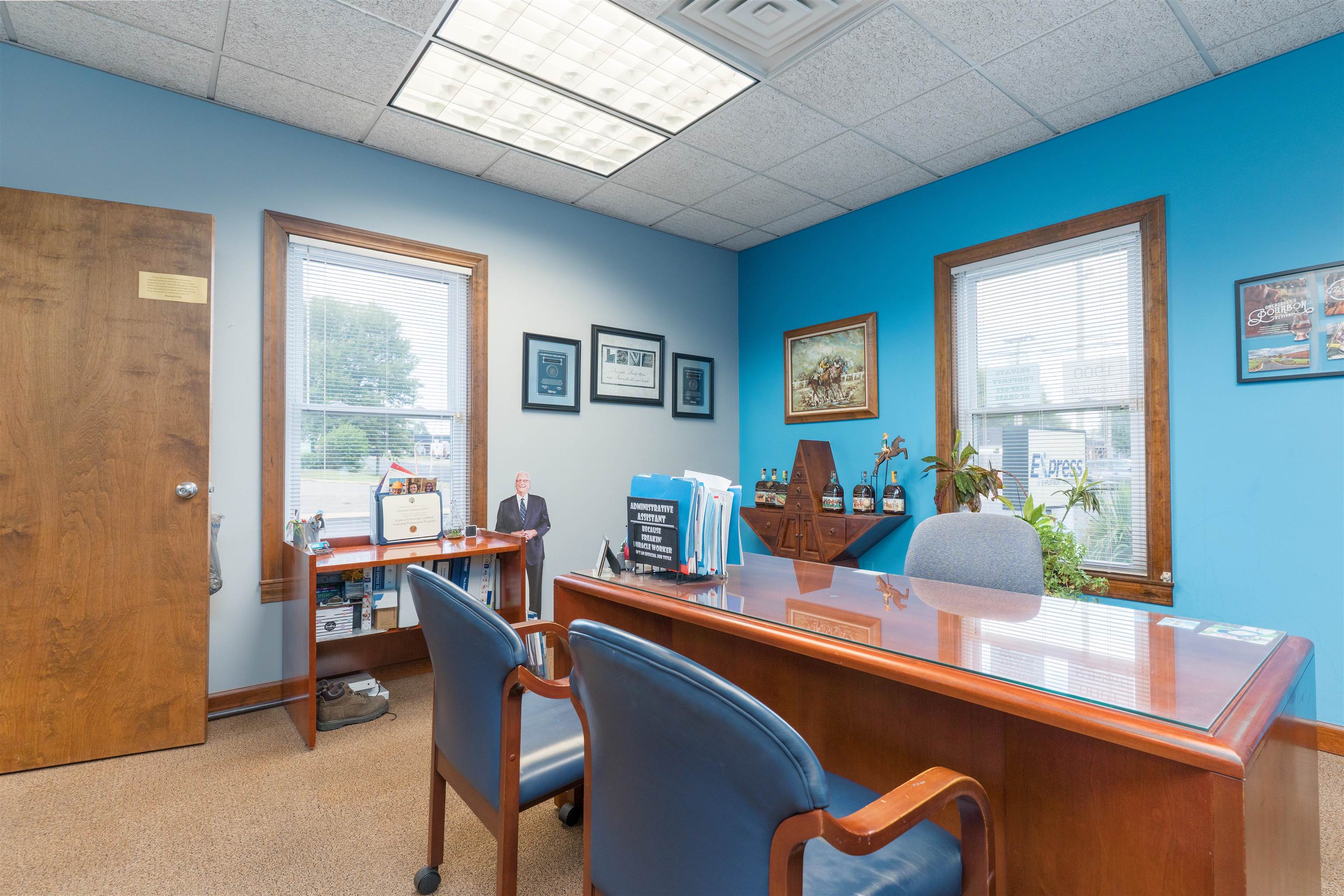 1900 Triplett St, Owensboro, Kentucky 42303, ,Office,For Sale,Triplett St,95637