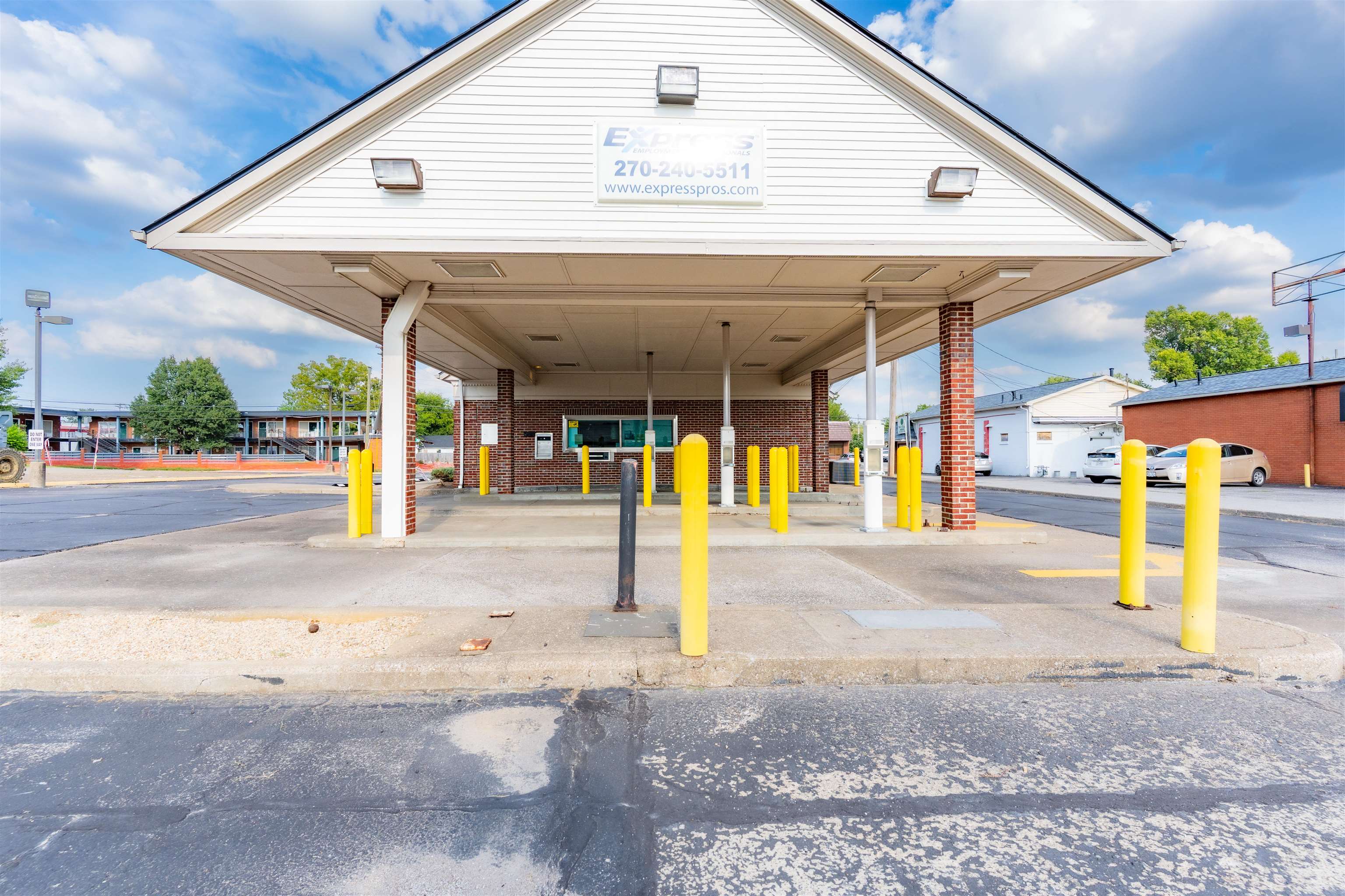 1900 Triplett St, Owensboro, Kentucky 42303, ,Office,For Sale,Triplett St,95637
