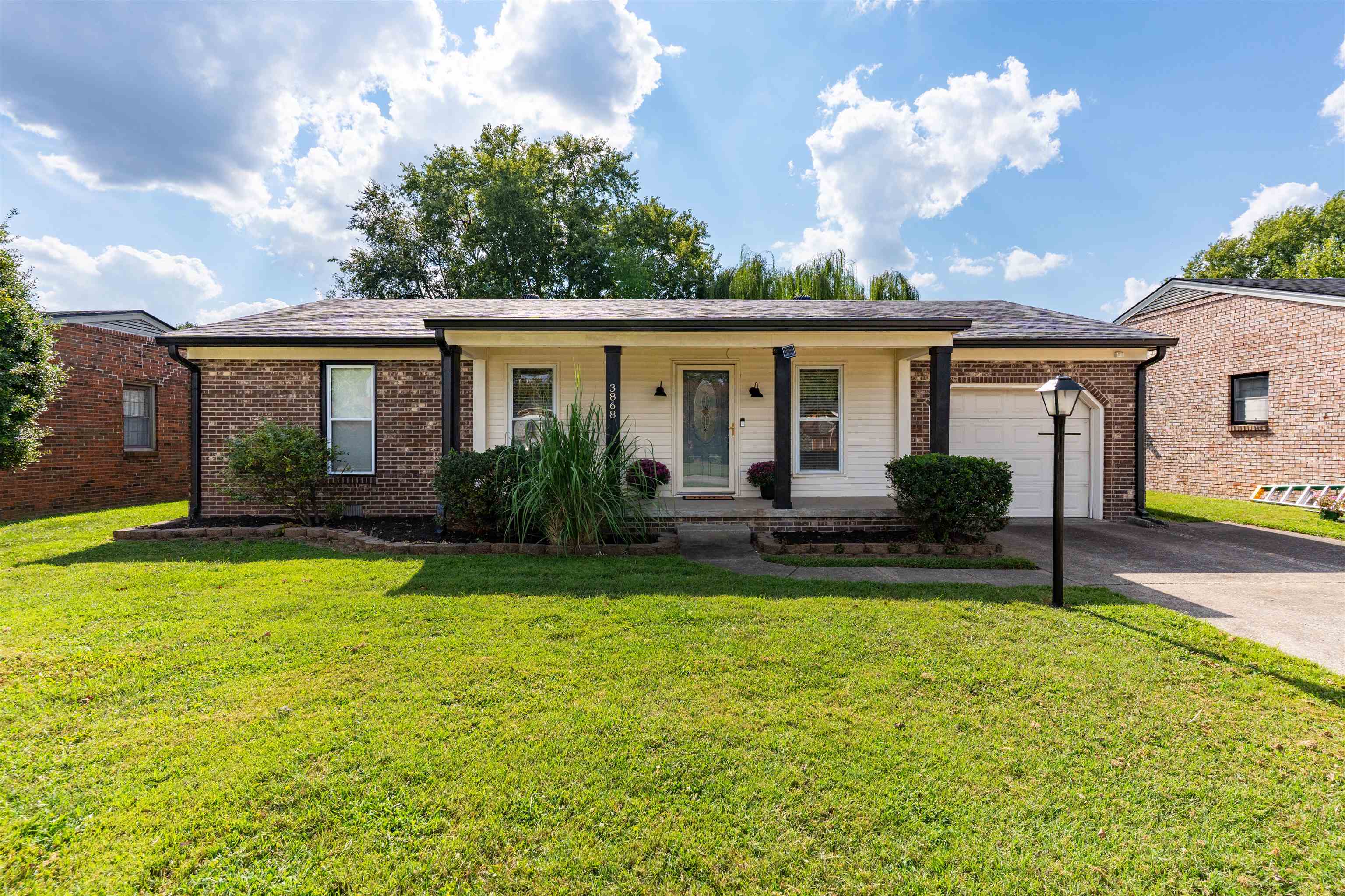 3868 Thresher St, Owensboro, Kentucky 42301, 3 Bedrooms Bedrooms, ,1 BathroomBathrooms,Single Family Residence,For Sale,Thresher St,95646