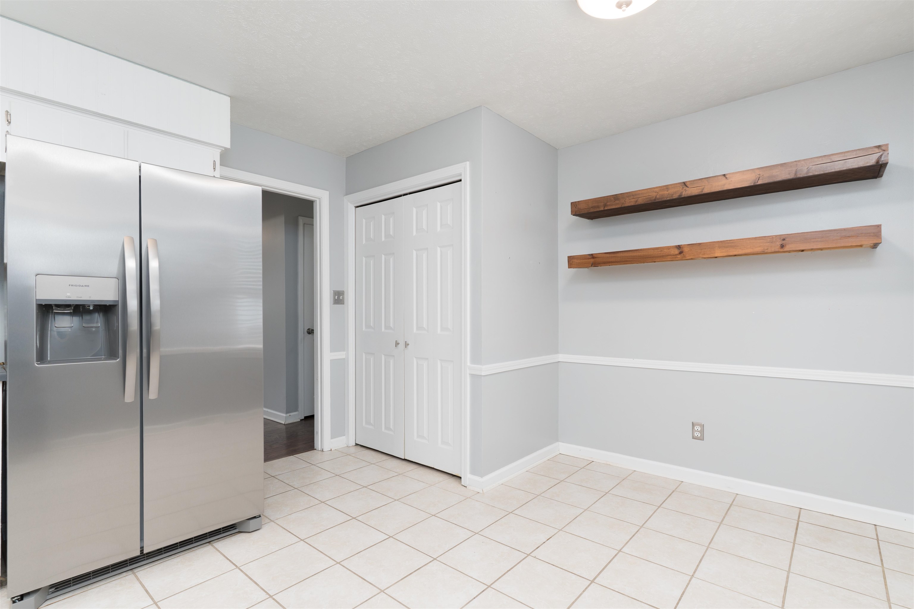 3868 Thresher St, Owensboro, Kentucky 42301, 3 Bedrooms Bedrooms, ,1 BathroomBathrooms,Single Family Residence,For Sale,Thresher St,95646