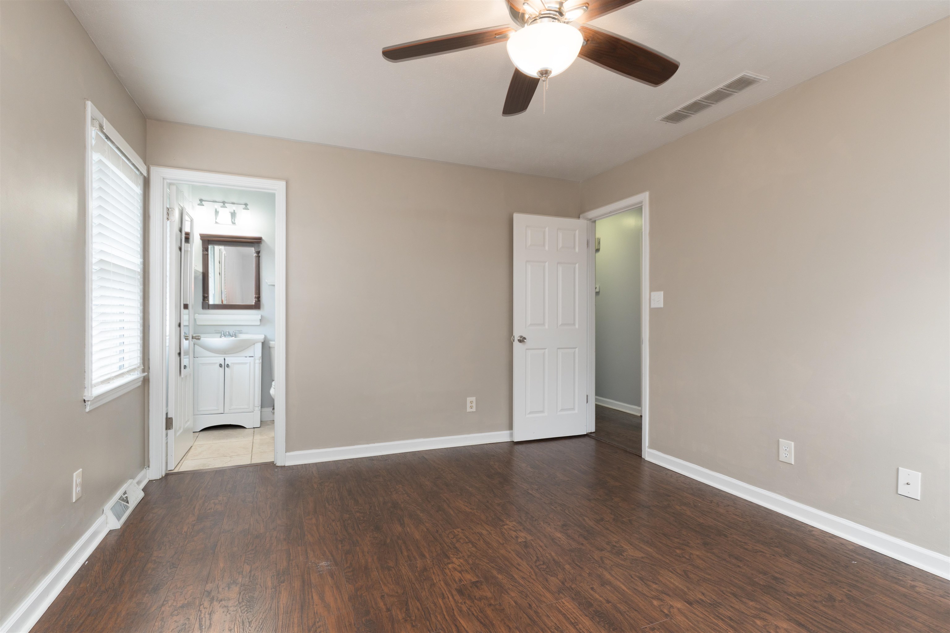 3868 Thresher St, Owensboro, Kentucky 42301, 3 Bedrooms Bedrooms, ,1 BathroomBathrooms,Single Family Residence,For Sale,Thresher St,95646