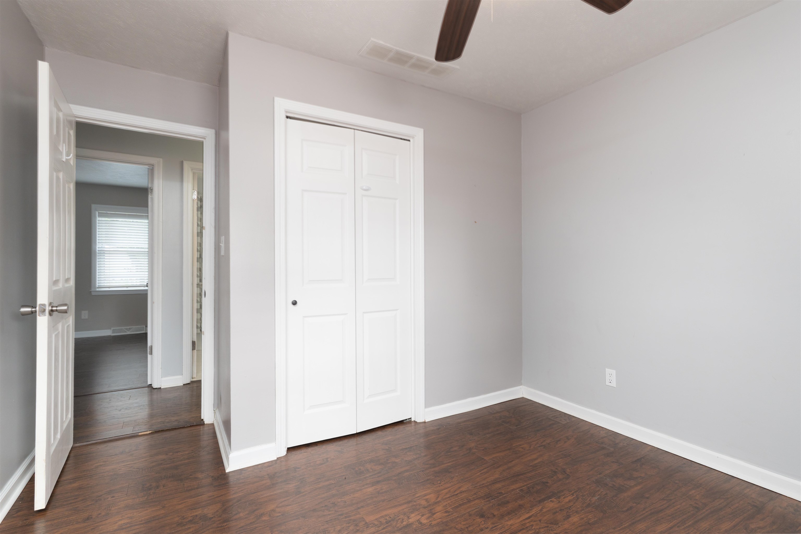 3868 Thresher St, Owensboro, Kentucky 42301, 3 Bedrooms Bedrooms, ,1 BathroomBathrooms,Single Family Residence,For Sale,Thresher St,95646