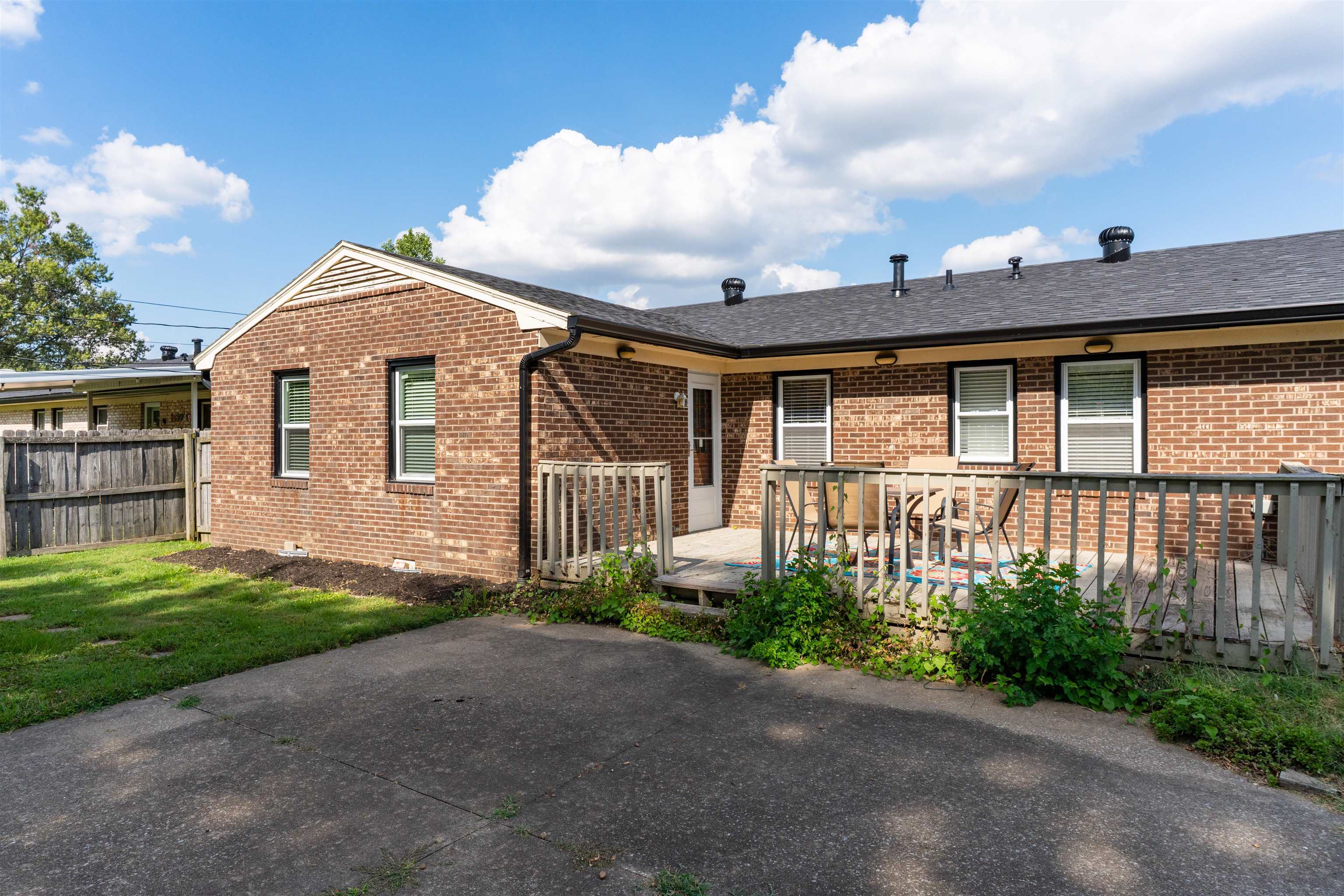 3868 Thresher St, Owensboro, Kentucky 42301, 3 Bedrooms Bedrooms, ,1 BathroomBathrooms,Single Family Residence,For Sale,Thresher St,95646
