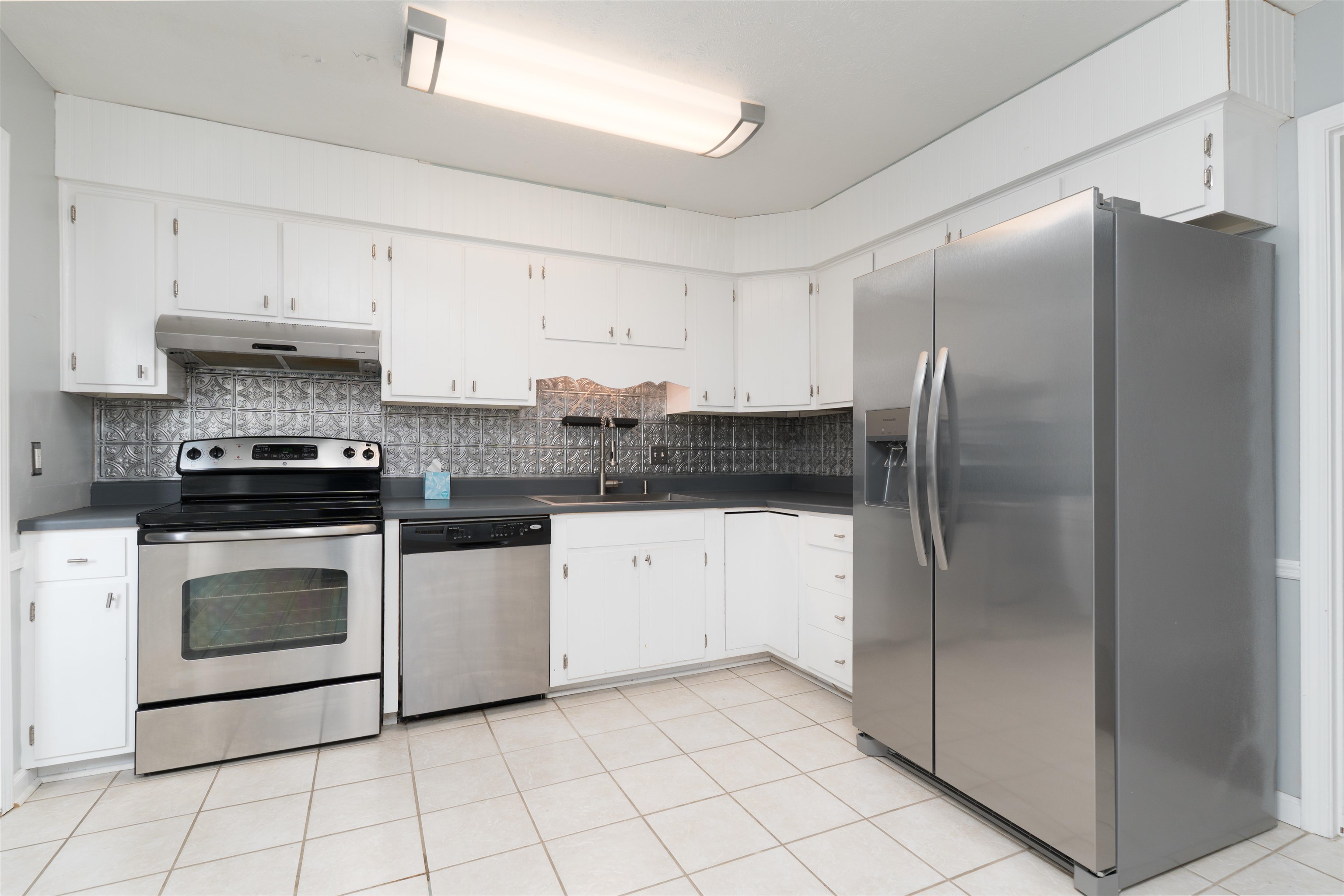 3868 Thresher St, Owensboro, Kentucky 42301, 3 Bedrooms Bedrooms, ,1 BathroomBathrooms,Single Family Residence,For Sale,Thresher St,95646
