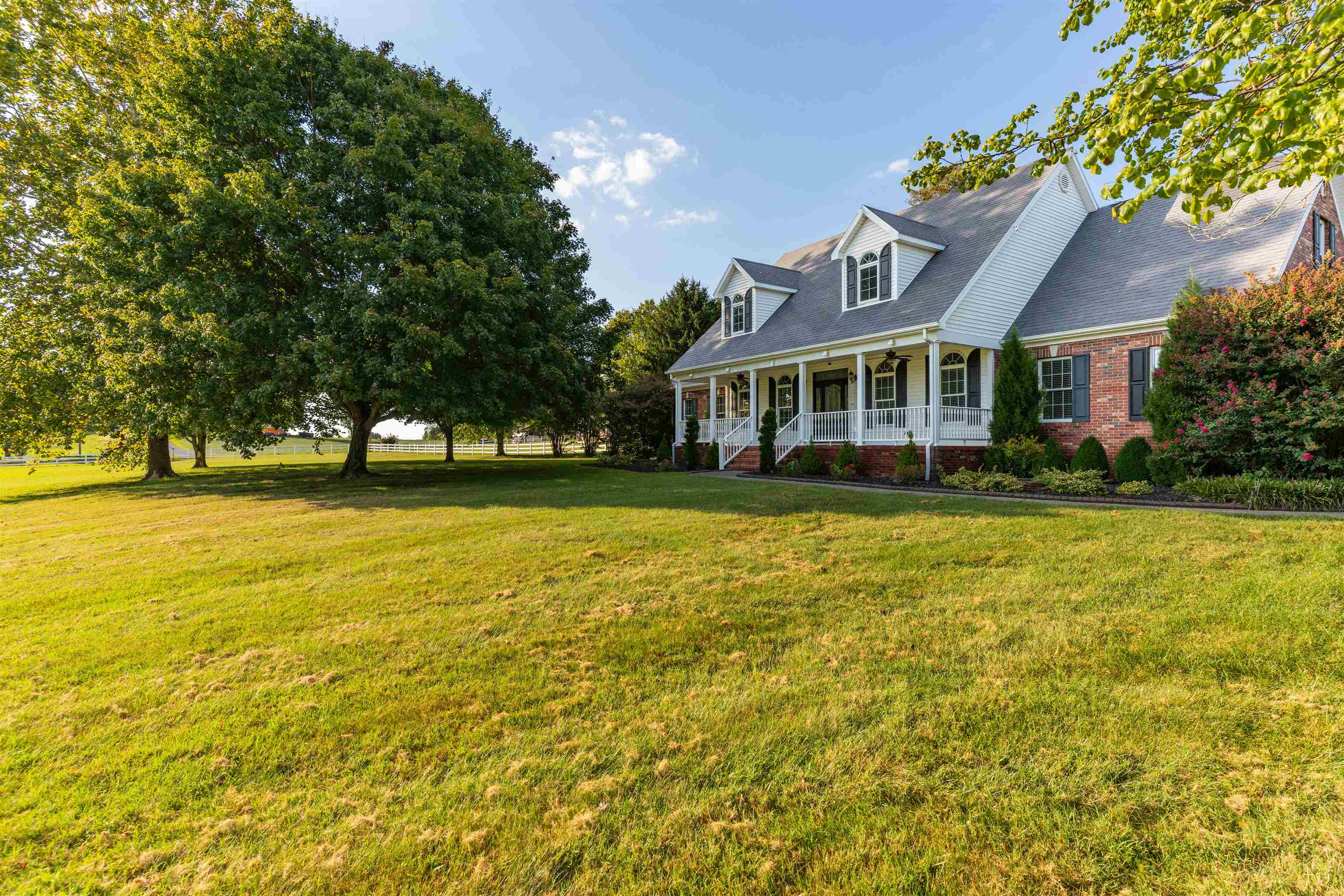 3211 Pleasant Valley Rd, Owensboro, Kentucky 42303, 4 Bedrooms Bedrooms, ,3 BathroomsBathrooms,Single Family Residence,For Sale,Pleasant Valley Rd,95659