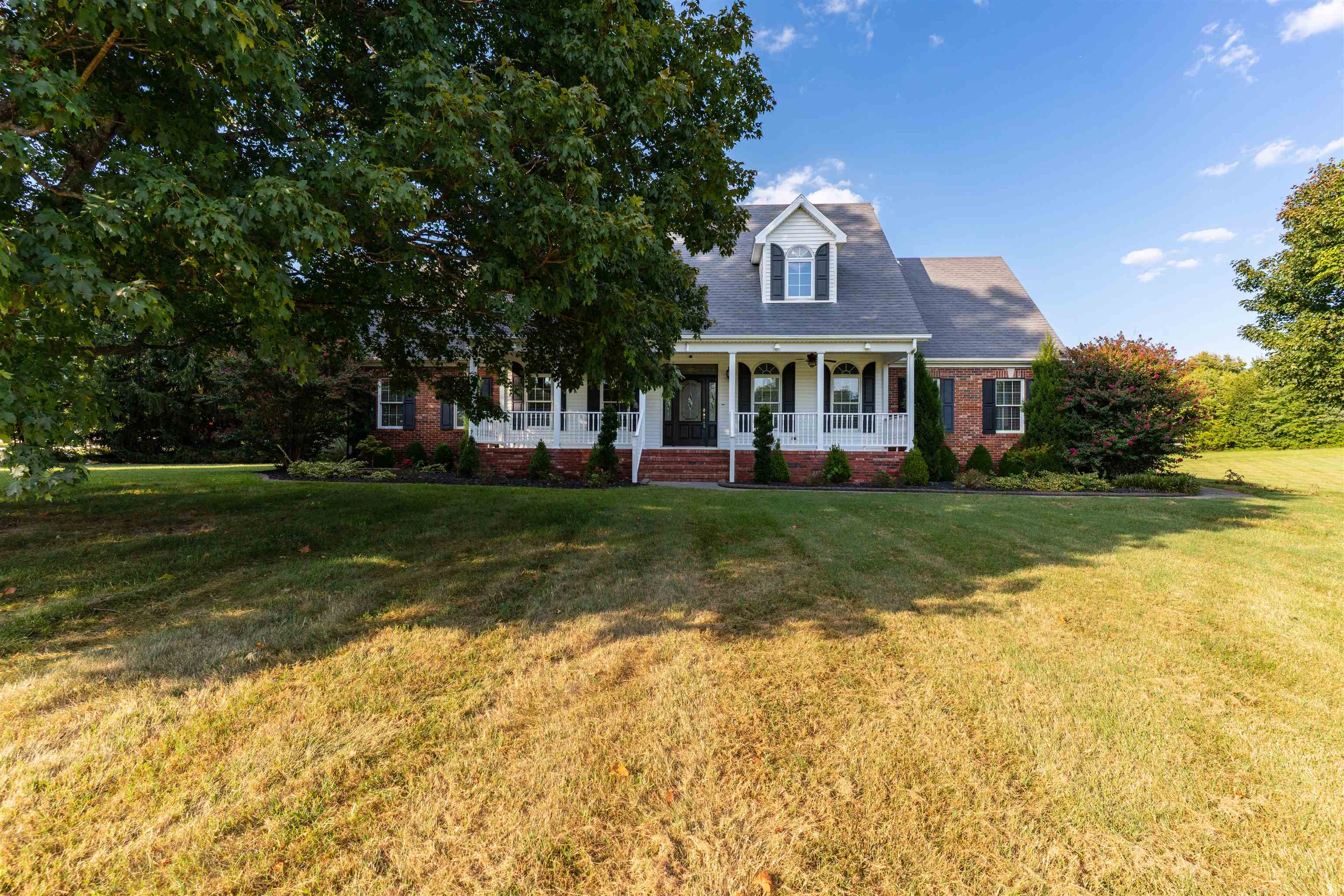3211 Pleasant Valley Rd, Owensboro, Kentucky 42303, 4 Bedrooms Bedrooms, ,3 BathroomsBathrooms,Single Family Residence,For Sale,Pleasant Valley Rd,95659