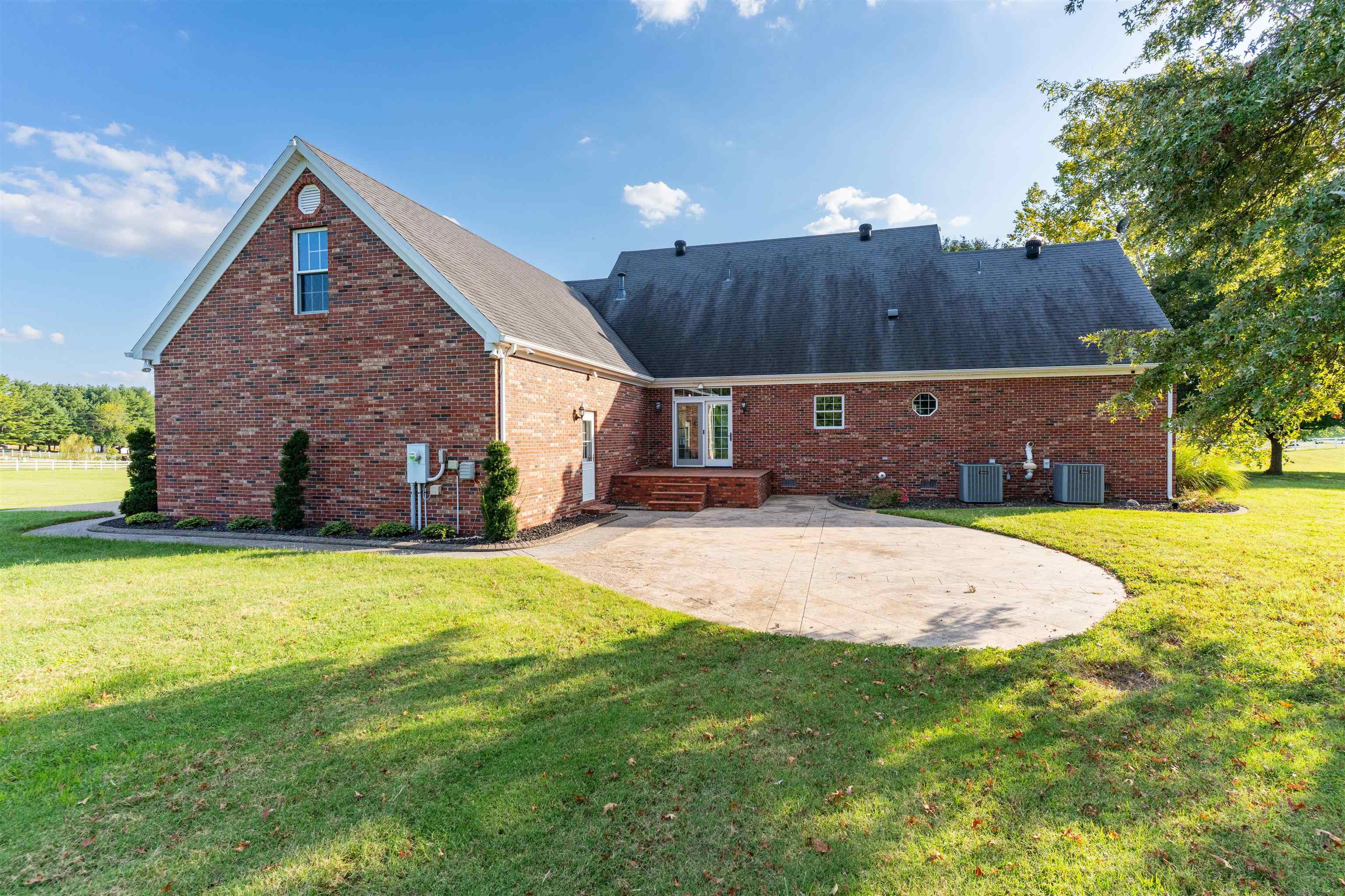 3211 Pleasant Valley Rd, Owensboro, Kentucky 42303, 4 Bedrooms Bedrooms, ,3 BathroomsBathrooms,Single Family Residence,For Sale,Pleasant Valley Rd,95659
