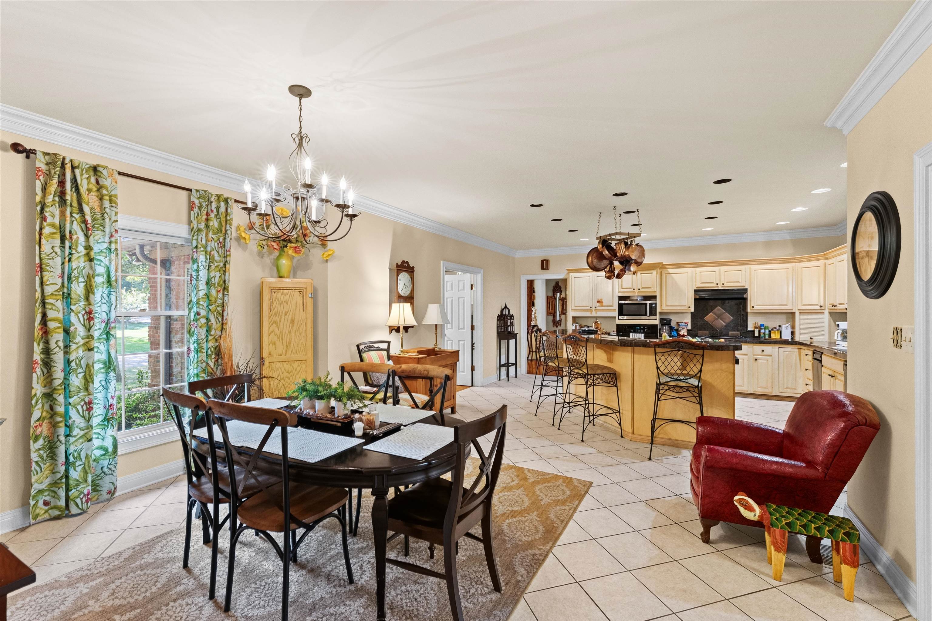 4157 Tanbark Pl, Owensboro, Kentucky 42303, 4 Bedrooms Bedrooms, ,4 BathroomsBathrooms,Single Family Residence,For Sale,Tanbark Pl,95663
