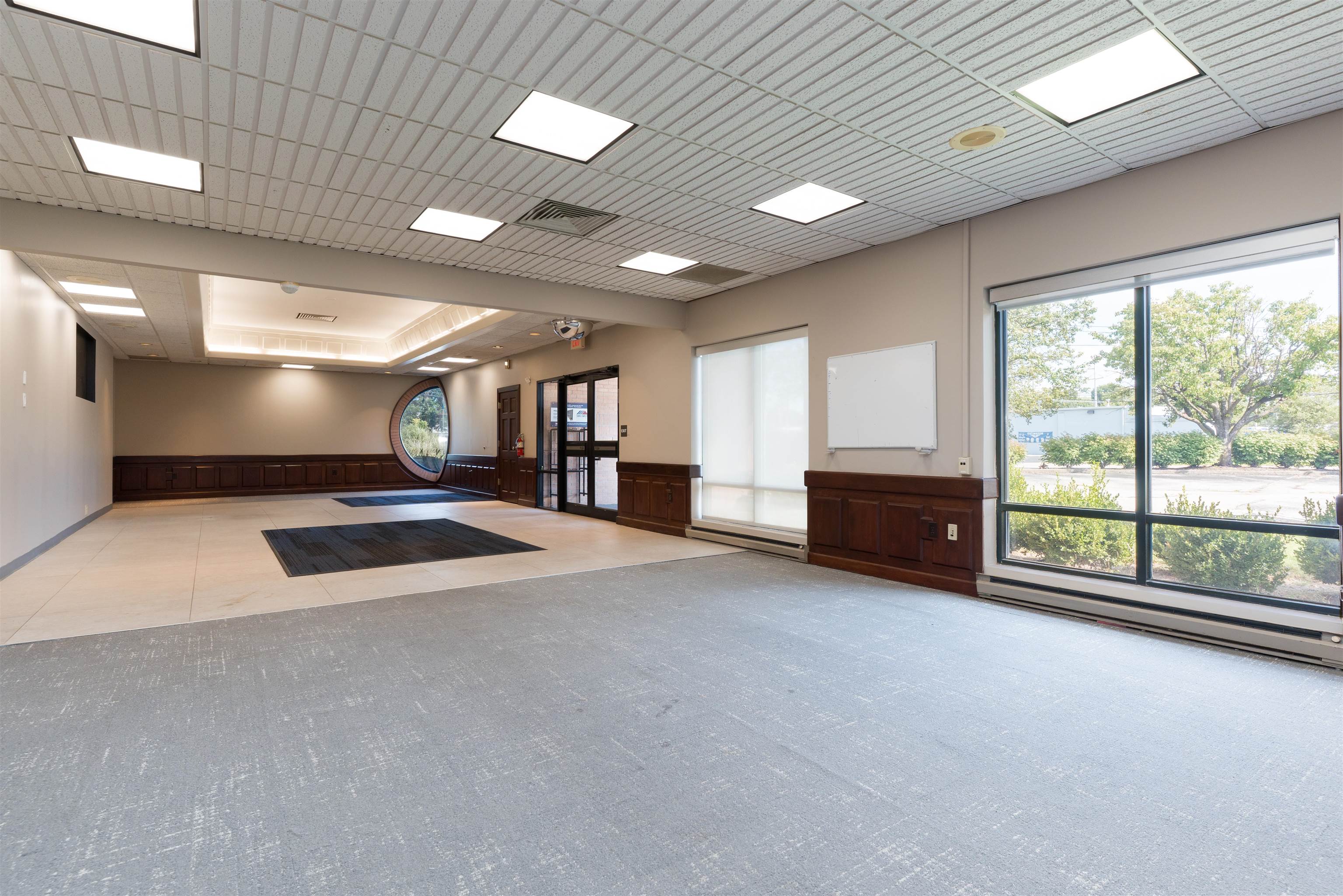 1350 Carter Road, Owensboro, Kentucky 42301, ,Retail,For Sale,Carter Road,95669