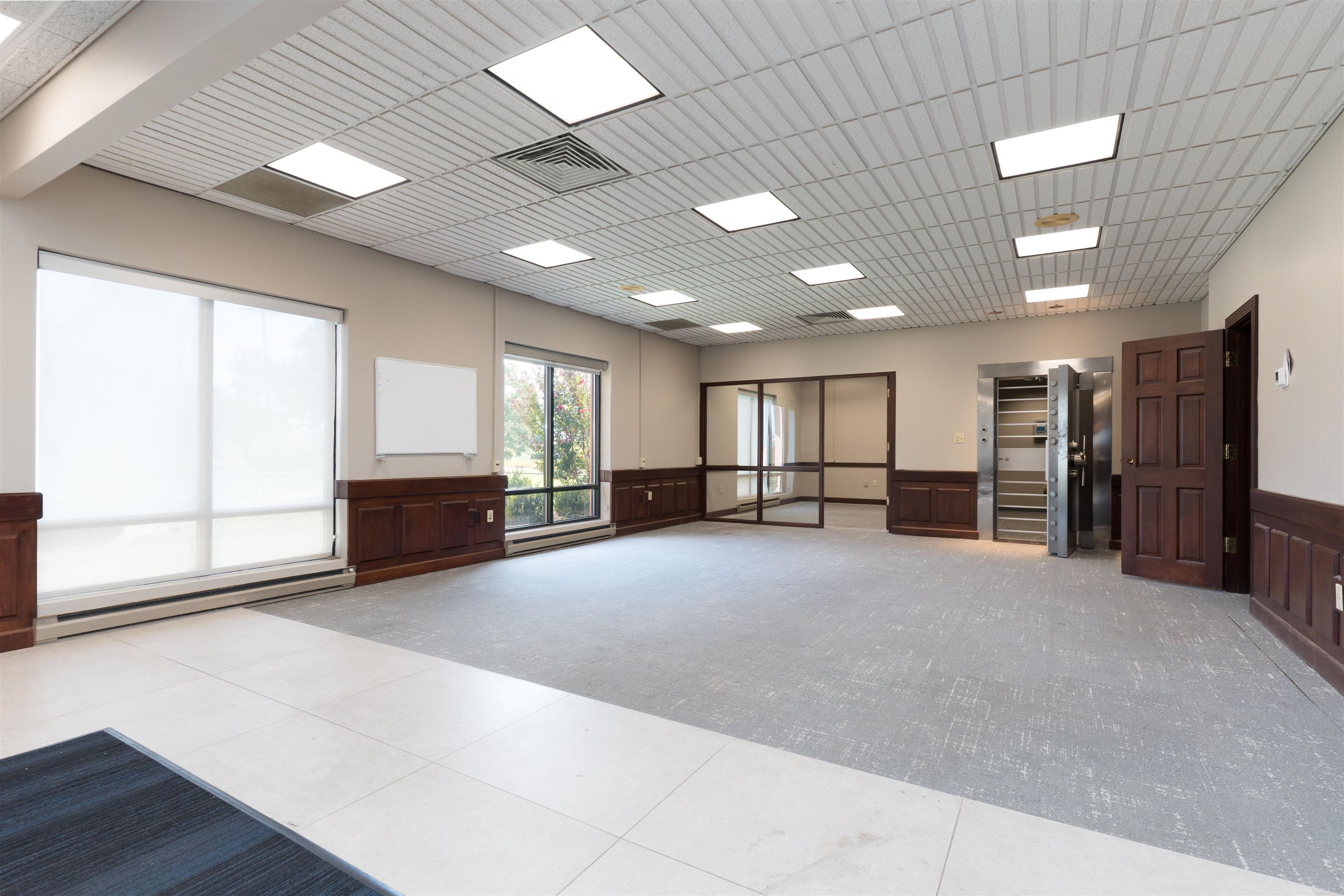 1350 Carter Road, Owensboro, Kentucky 42301, ,Retail,For Sale,Carter Road,95669