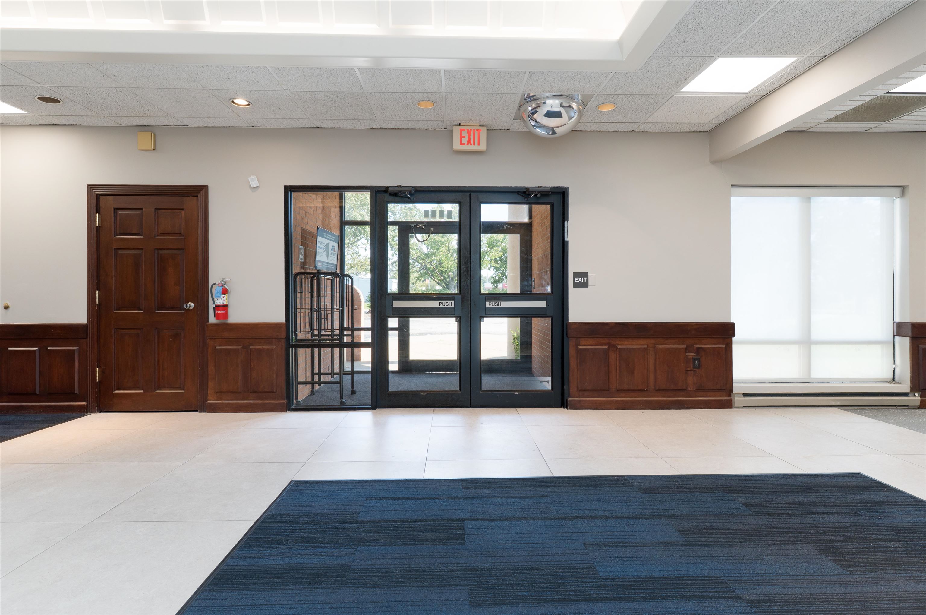 1350 Carter Road, Owensboro, Kentucky 42301, ,Retail,For Sale,Carter Road,95669