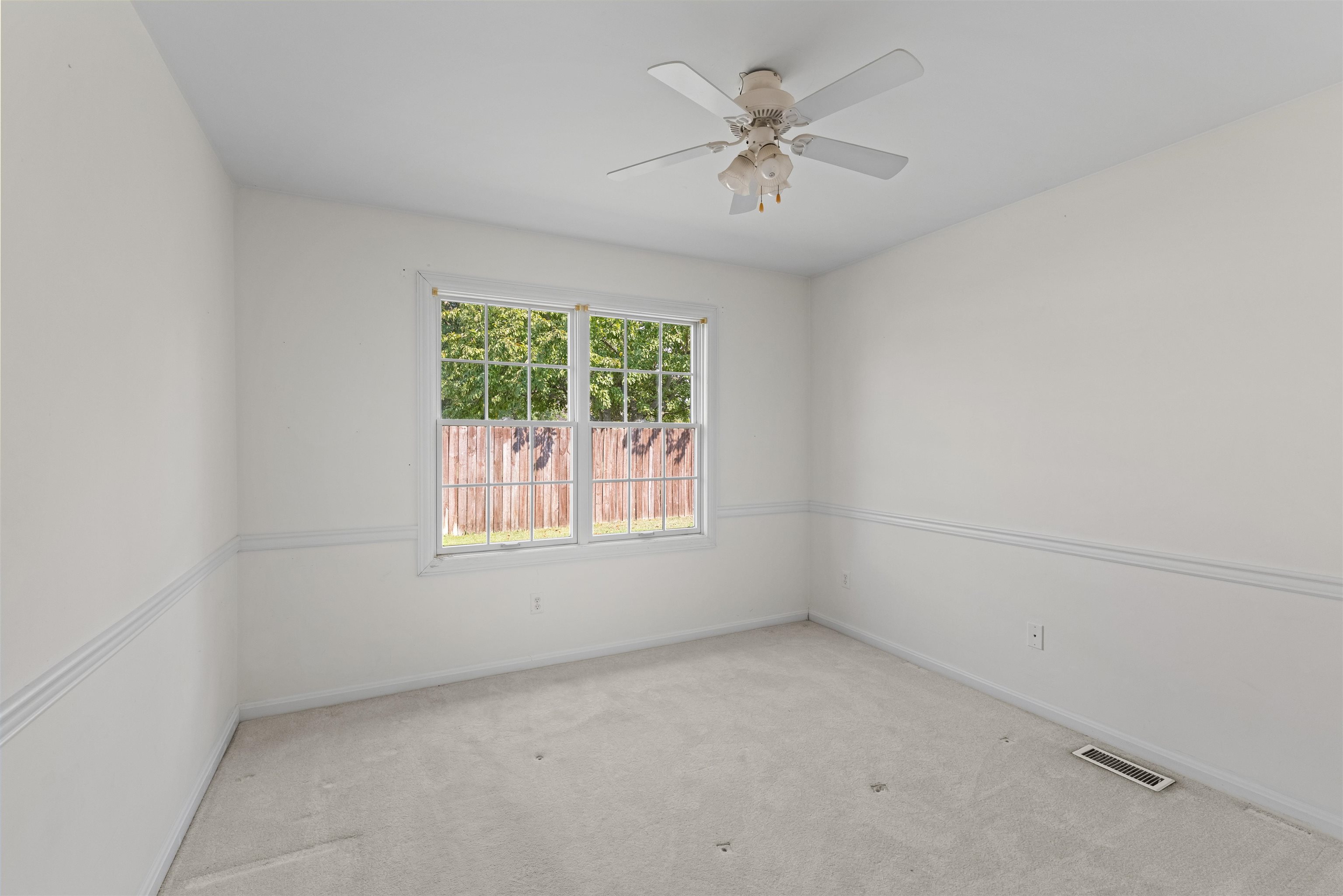 3724 Pine Lake Court, Owensboro, Kentucky 42303, 4 Bedrooms Bedrooms, ,2 BathroomsBathrooms,Single Family Residence,For Sale,Pine Lake Court,95670