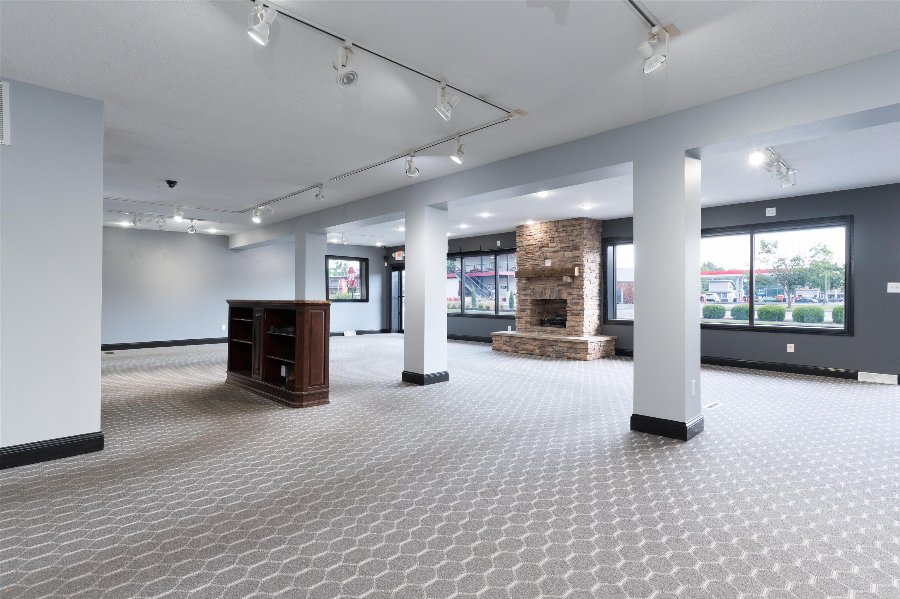 315 Park Plaza Dr, Owensboro, Kentucky 42301, ,Business,For Sale,Park Plaza Dr,95674
