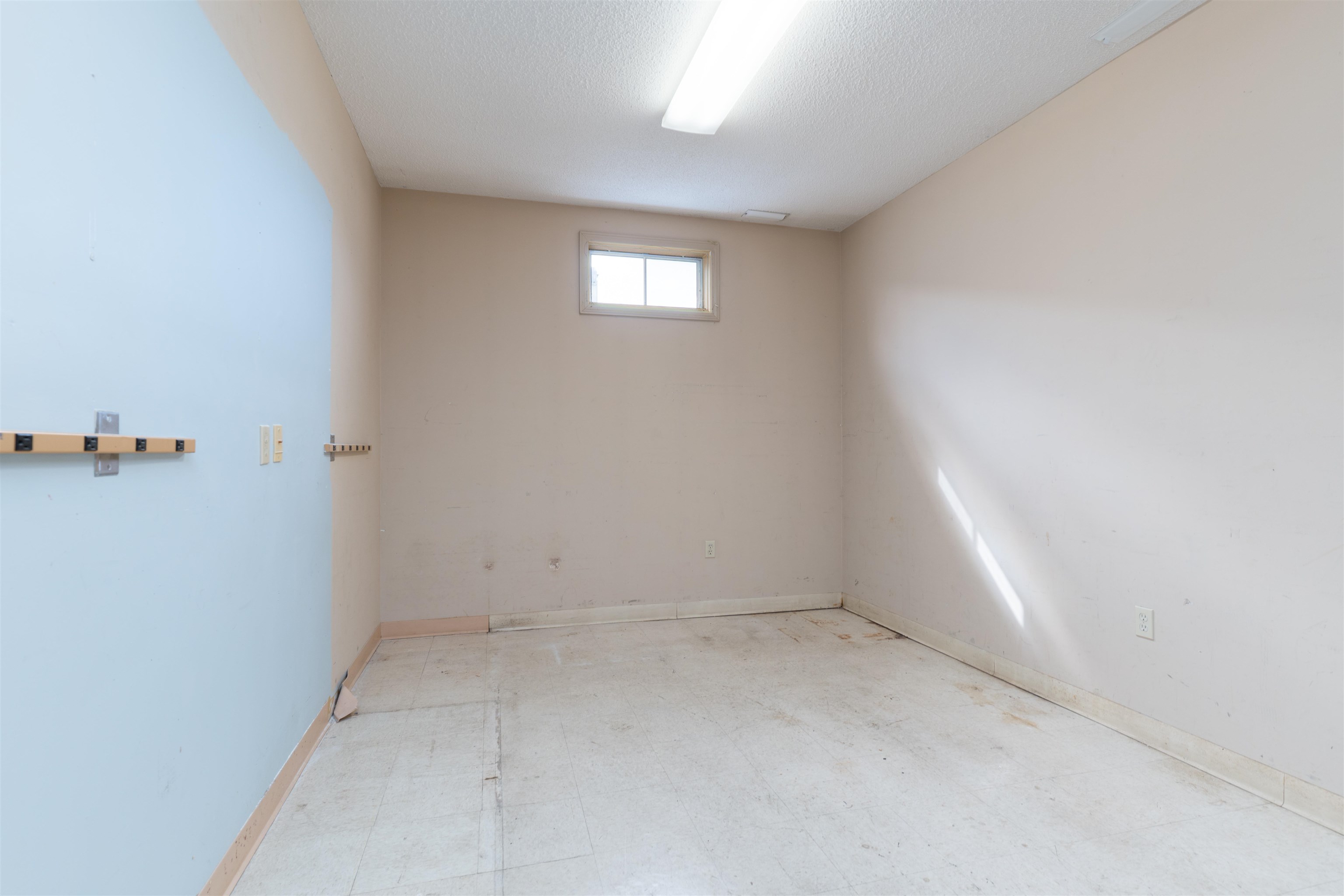 315 Park Plaza Dr, Owensboro, Kentucky 42301, ,Business,For Sale,Park Plaza Dr,95674