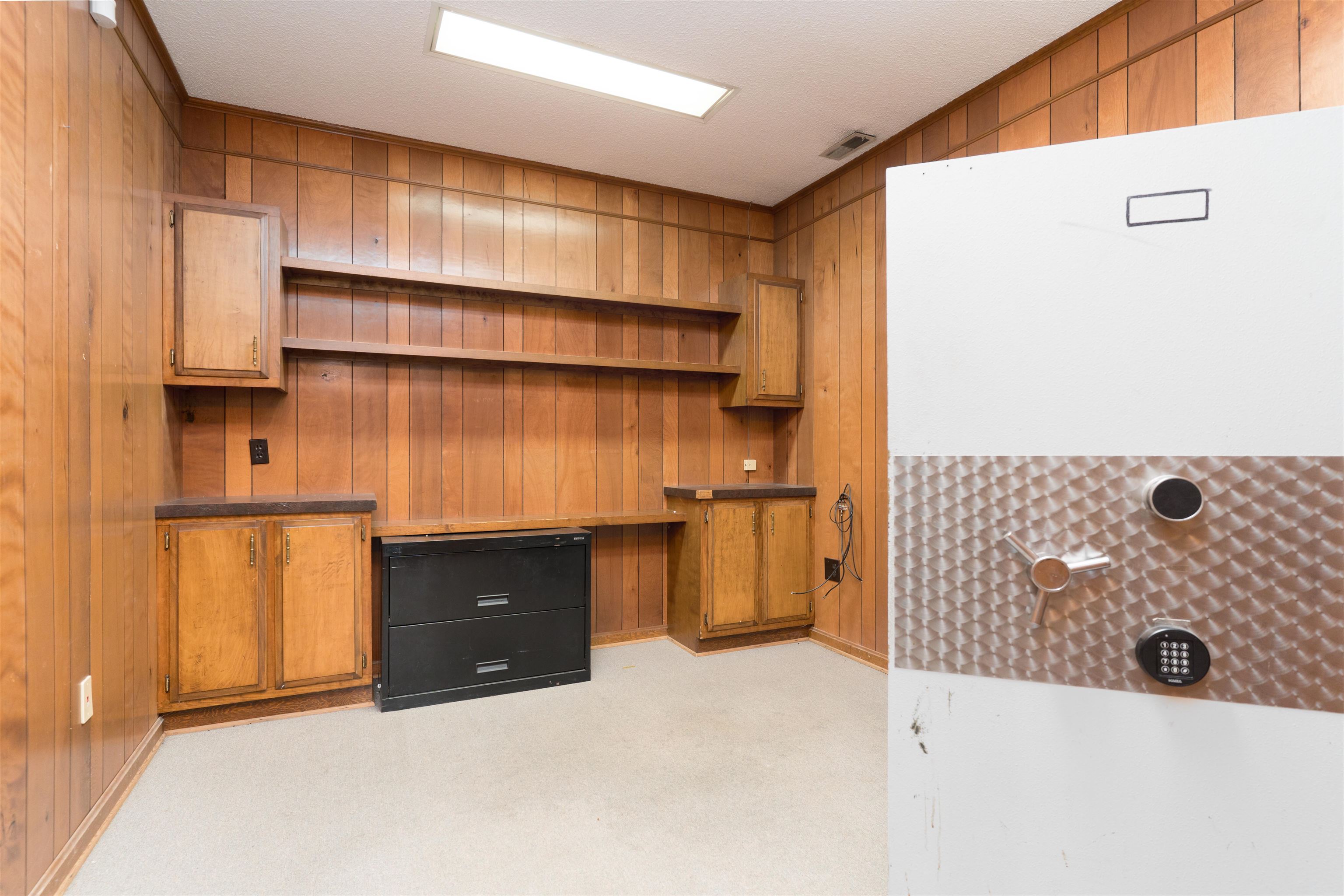 315 Park Plaza Dr, Owensboro, Kentucky 42301, ,Business,For Sale,Park Plaza Dr,95674