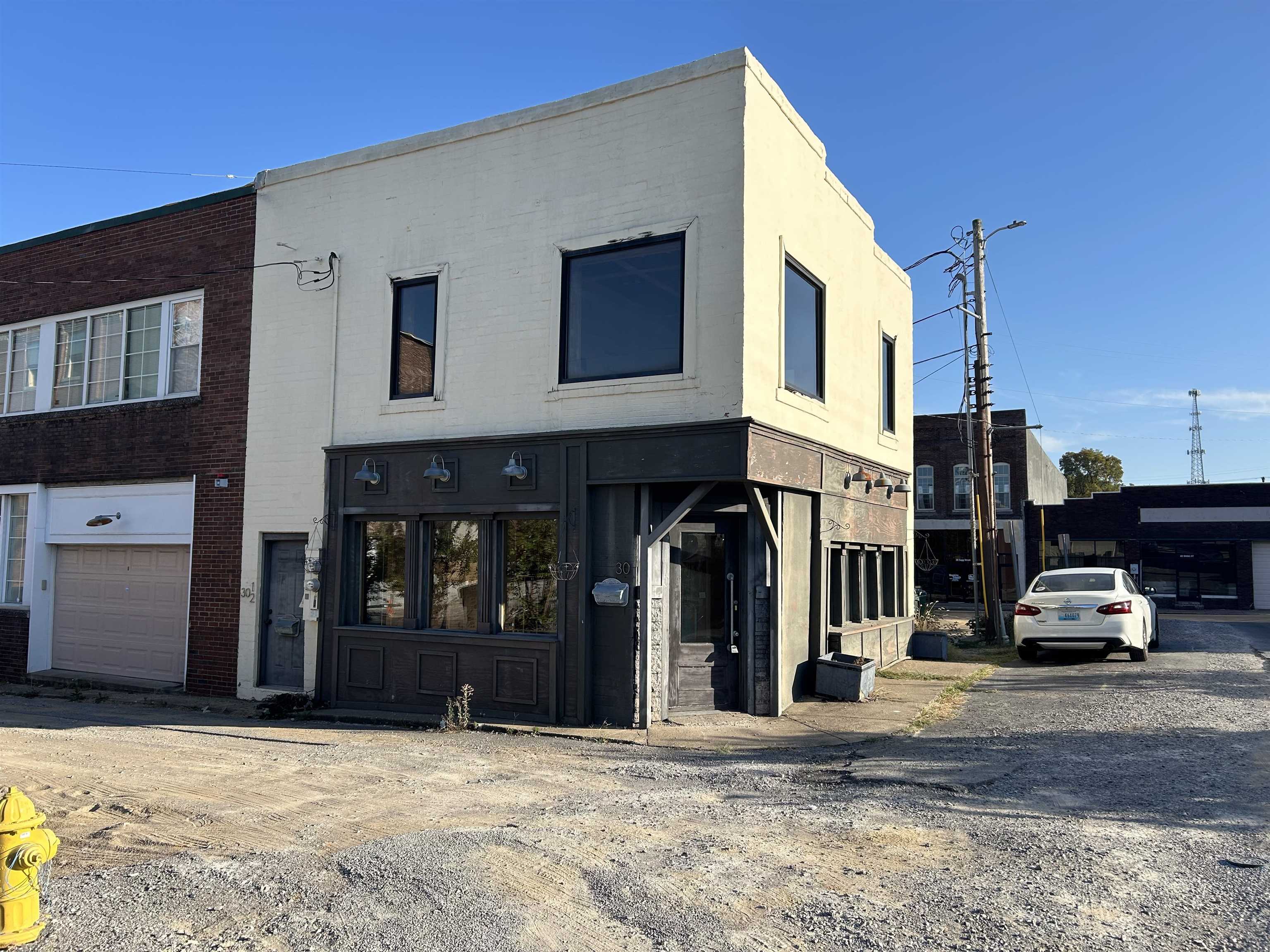 30 Bishop Alley, Madisonville, Kentucky 42431, ,Mixed Use,For Sale,Bishop Alley,95712