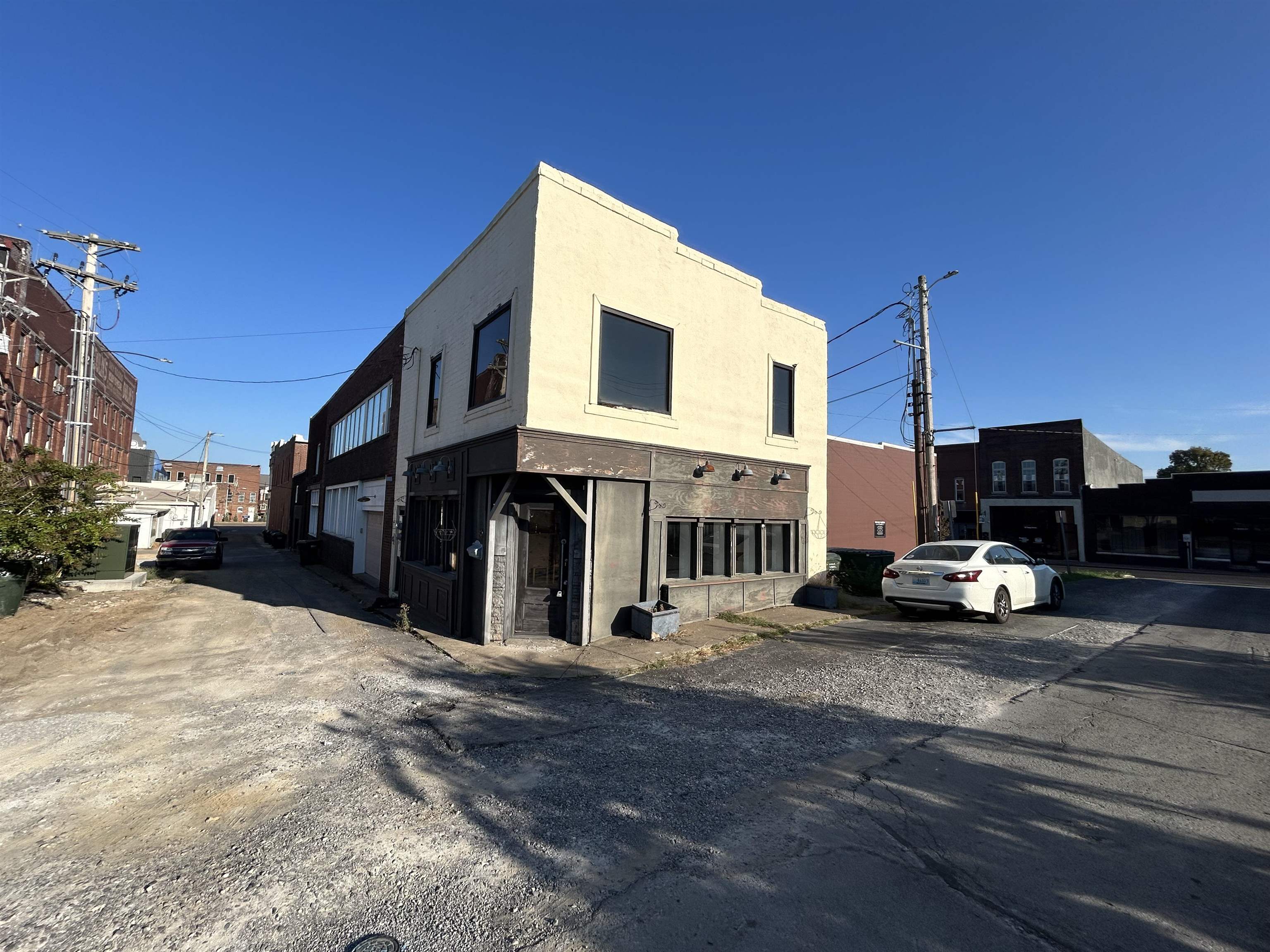 30 Bishop Alley, Madisonville, Kentucky 42431, ,Mixed Use,For Sale,Bishop Alley,95712