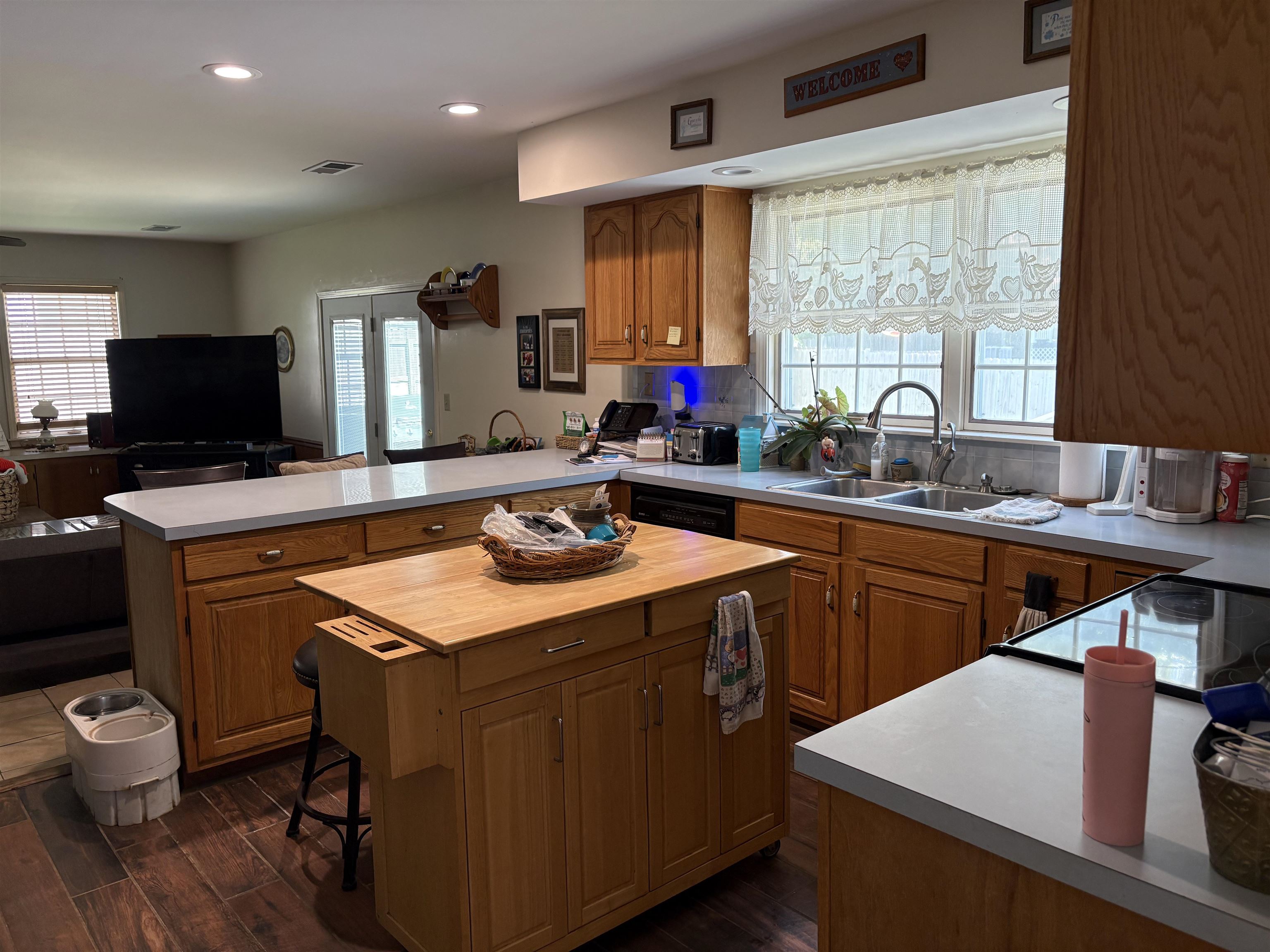 5200 Landview Dr., NEWBURGH, Indiana 47630, 4 Bedrooms Bedrooms, ,2 BathroomsBathrooms,Single Family Residence,For Sale,Landview Dr.,95719