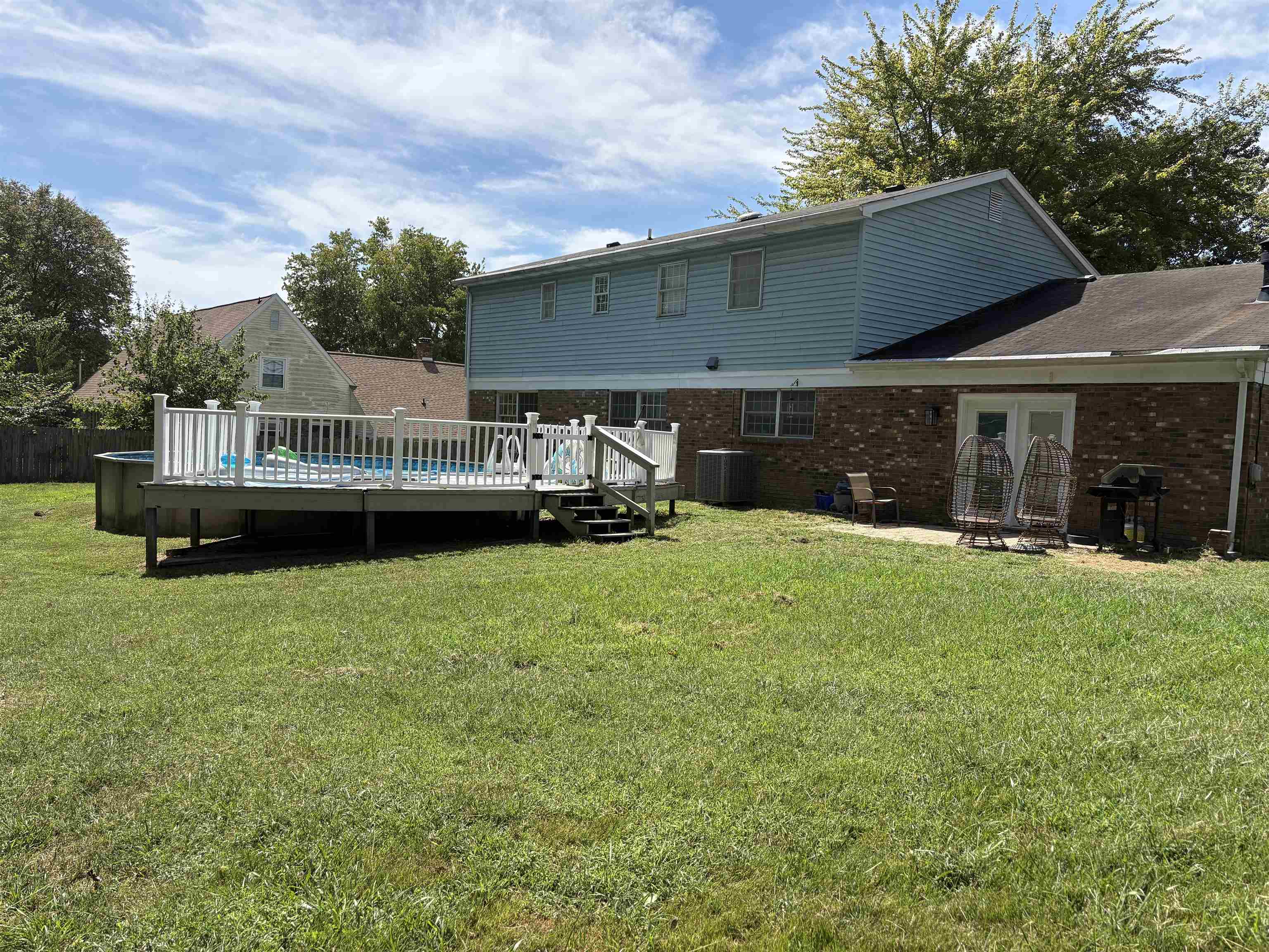 5200 Landview Dr., NEWBURGH, Indiana 47630, 4 Bedrooms Bedrooms, ,2 BathroomsBathrooms,Single Family Residence,For Sale,Landview Dr.,95719
