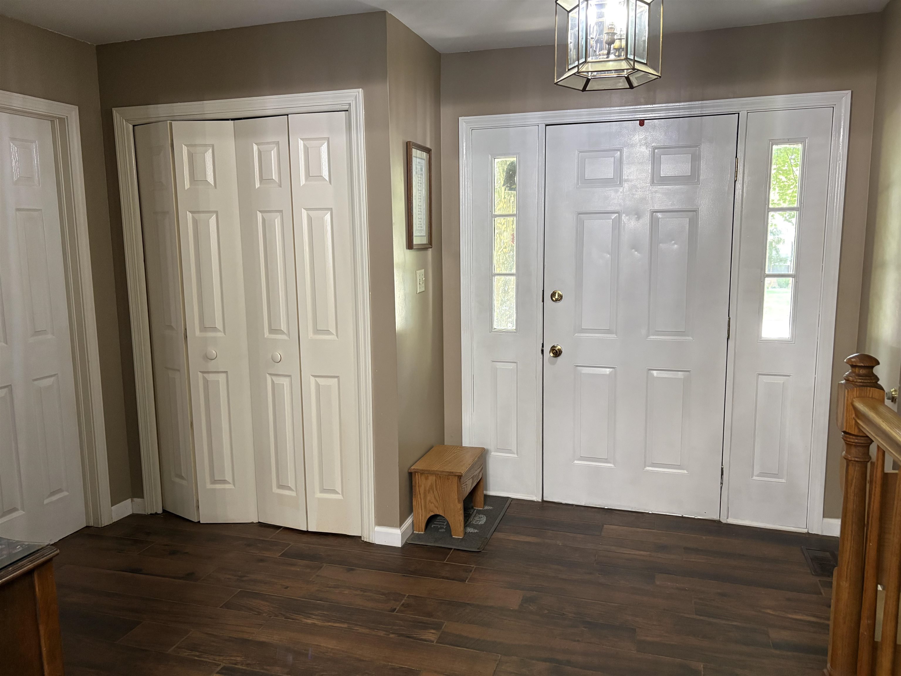 5200 Landview Dr., NEWBURGH, Indiana 47630, 4 Bedrooms Bedrooms, ,2 BathroomsBathrooms,Single Family Residence,For Sale,Landview Dr.,95719
