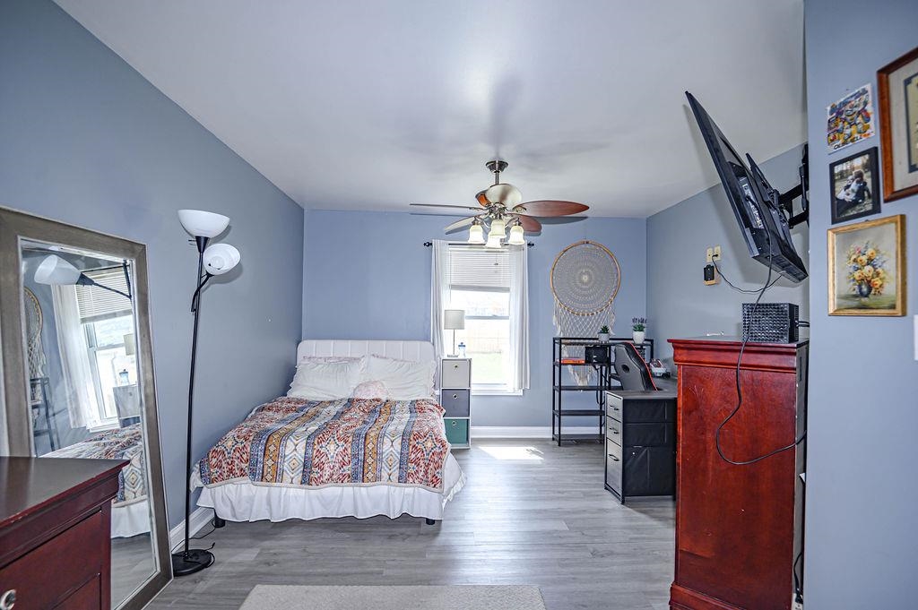 2624 York Street, Owensboro, Kentucky 42301, 3 Bedrooms Bedrooms, ,2 BathroomsBathrooms,Single Family Residence,For Sale,York Street,95720