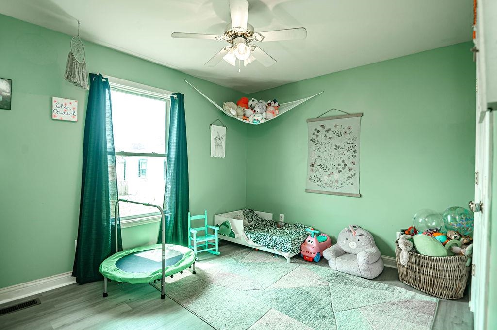 2624 York Street, Owensboro, Kentucky 42301, 3 Bedrooms Bedrooms, ,2 BathroomsBathrooms,Single Family Residence,For Sale,York Street,95720