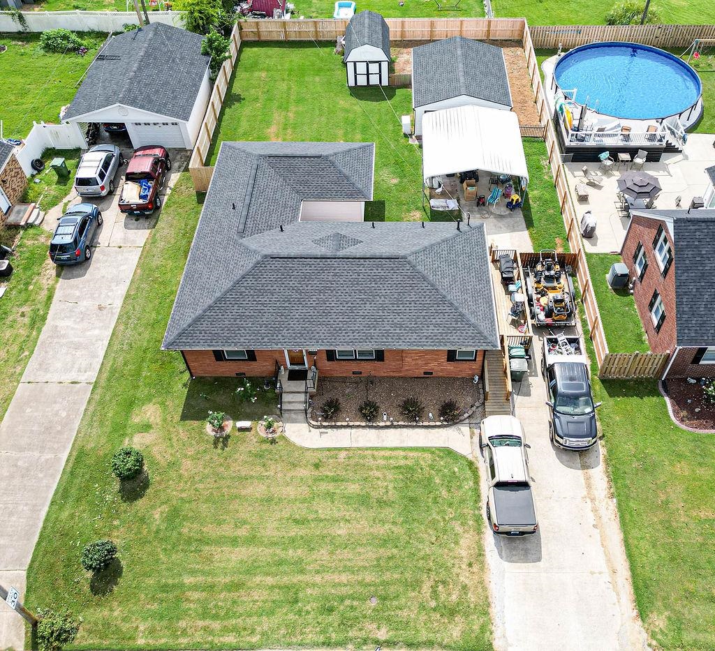 2624 York Street, Owensboro, Kentucky 42301, 3 Bedrooms Bedrooms, ,2 BathroomsBathrooms,Single Family Residence,For Sale,York Street,95720