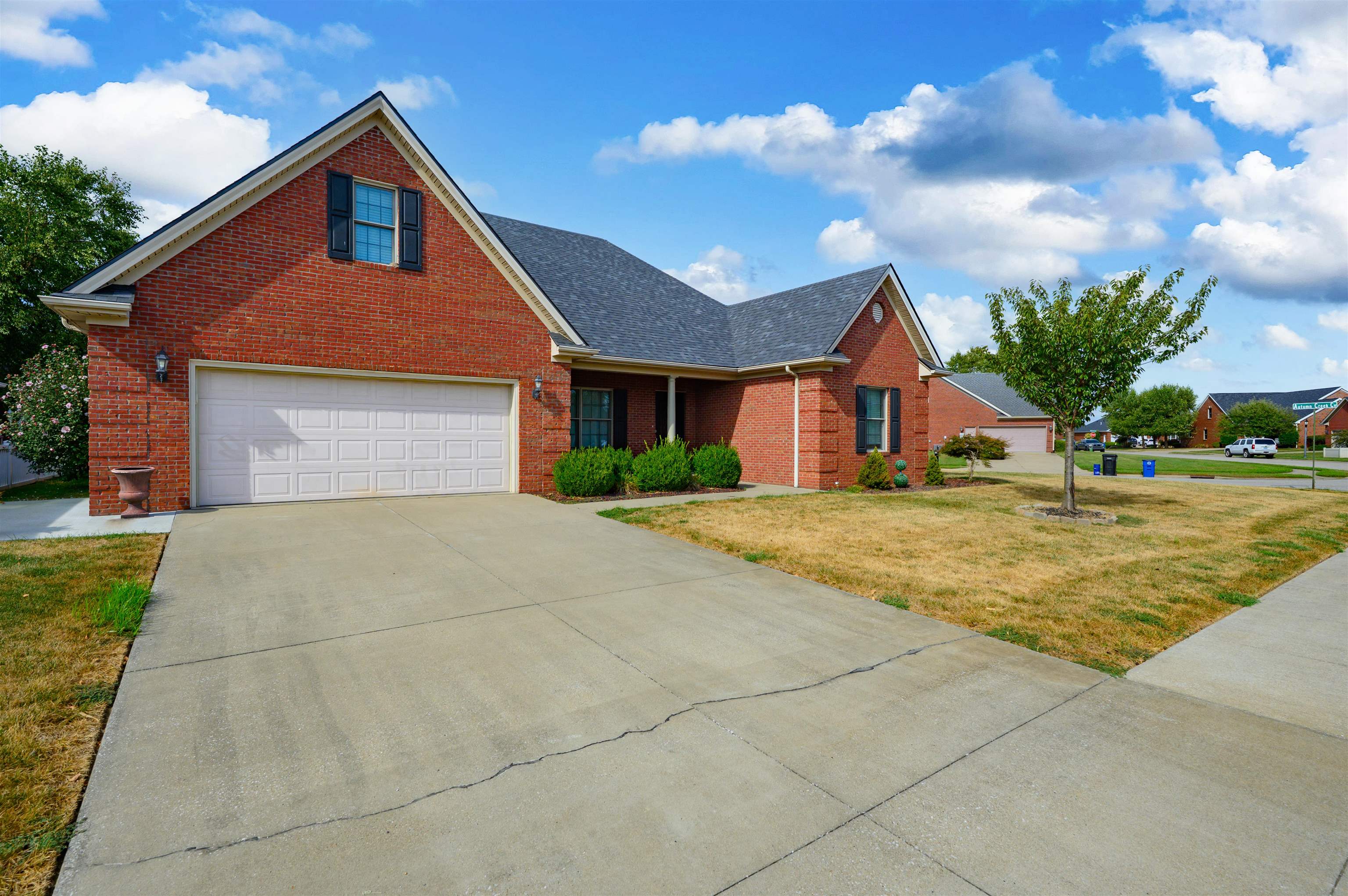 6541 Autumn Creek, Owensboro, Kentucky 42301, 3 Bedrooms Bedrooms, ,2 BathroomsBathrooms,Single Family Residence,For Sale,Autumn Creek,95721