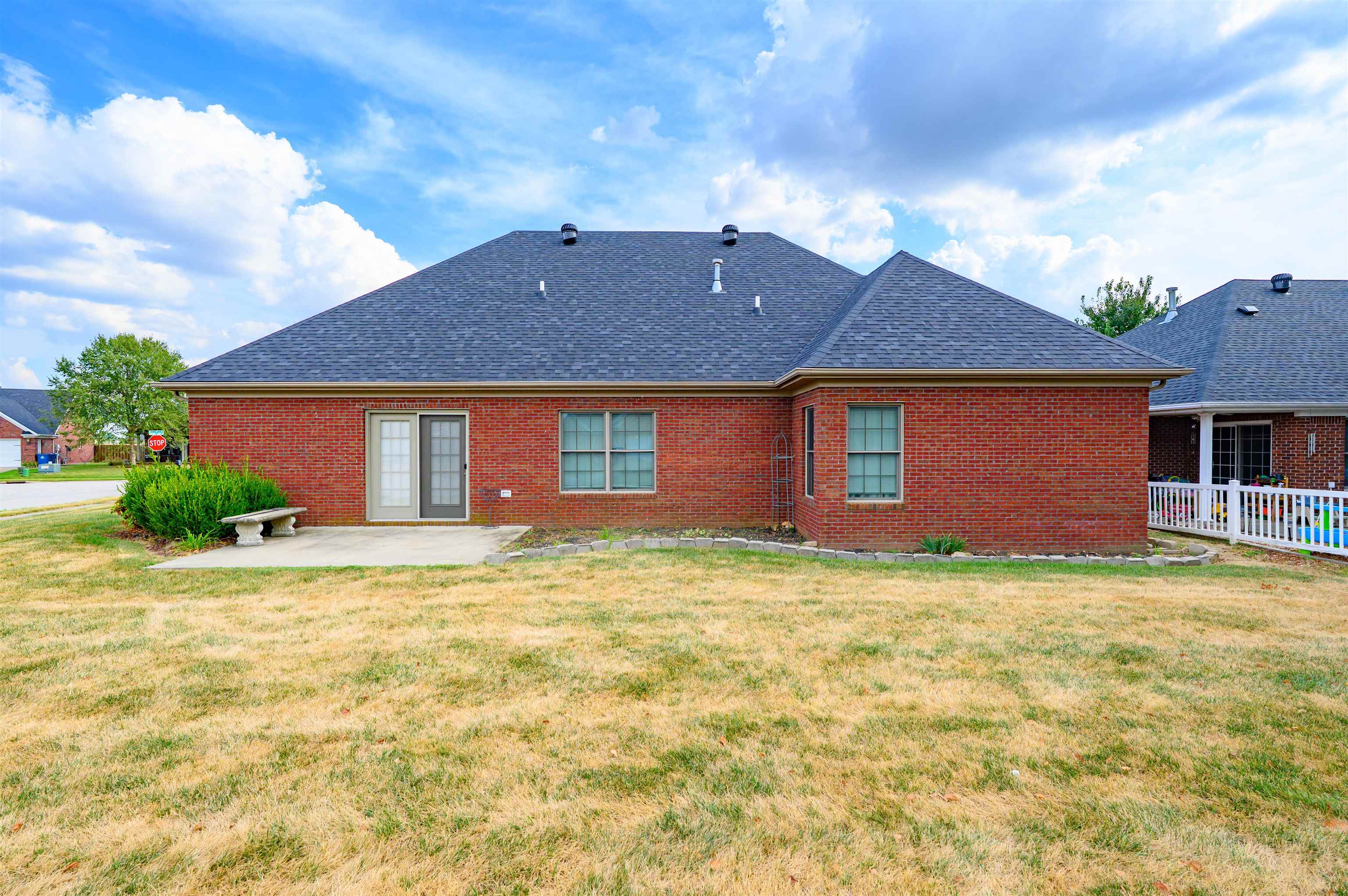 6541 Autumn Creek, Owensboro, Kentucky 42301, 3 Bedrooms Bedrooms, ,2 BathroomsBathrooms,Single Family Residence,For Sale,Autumn Creek,95721
