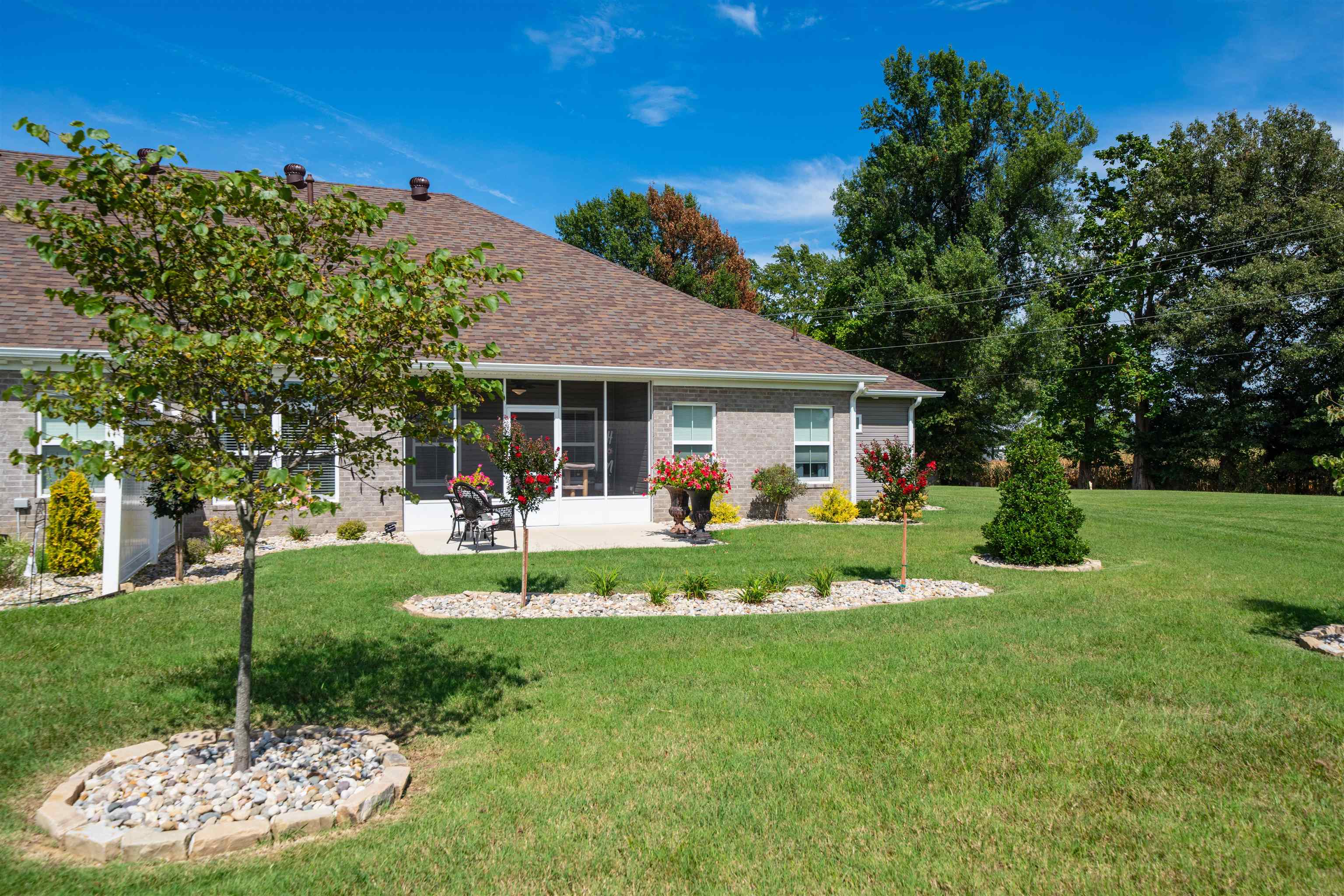 660 Pin High Dr, Owensboro, Kentucky 42303-7764, 3 Bedrooms Bedrooms, ,2 BathroomsBathrooms,Townhouse,For Sale,Pin High Dr,95722