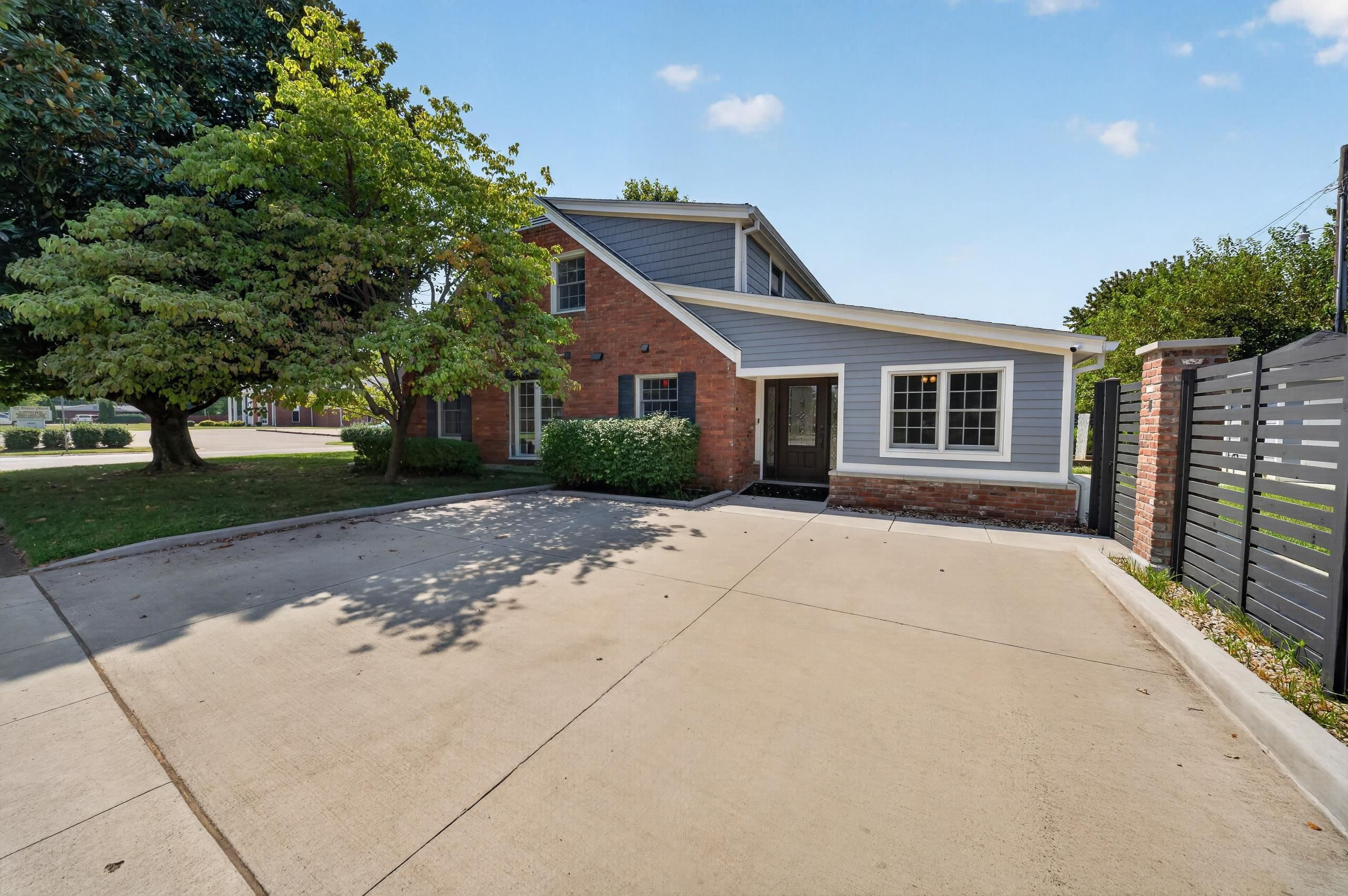 1801 Mohawk Dr, Owensboro, Kentucky 42301, 3 Bedrooms Bedrooms, ,1 BathroomBathrooms,Single Family Residence,For Sale,Mohawk Dr,95723