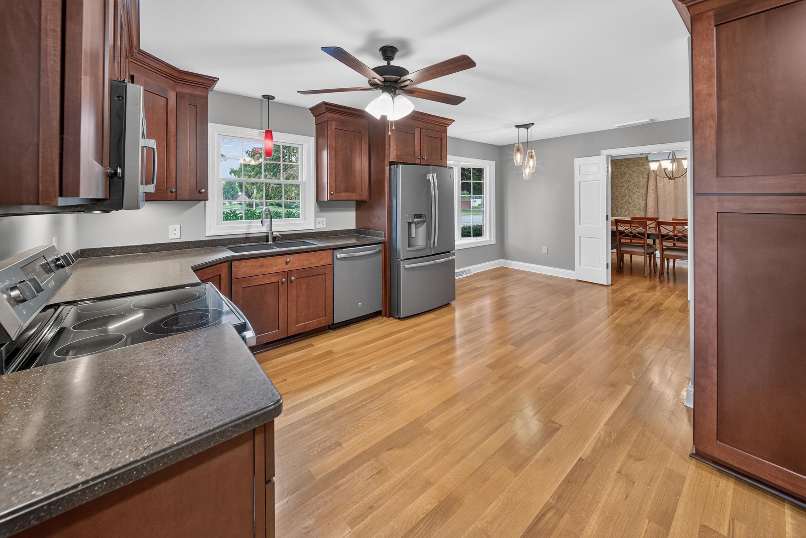 1801 Mohawk Dr, Owensboro, Kentucky 42301, 3 Bedrooms Bedrooms, ,1 BathroomBathrooms,Single Family Residence,For Sale,Mohawk Dr,95723