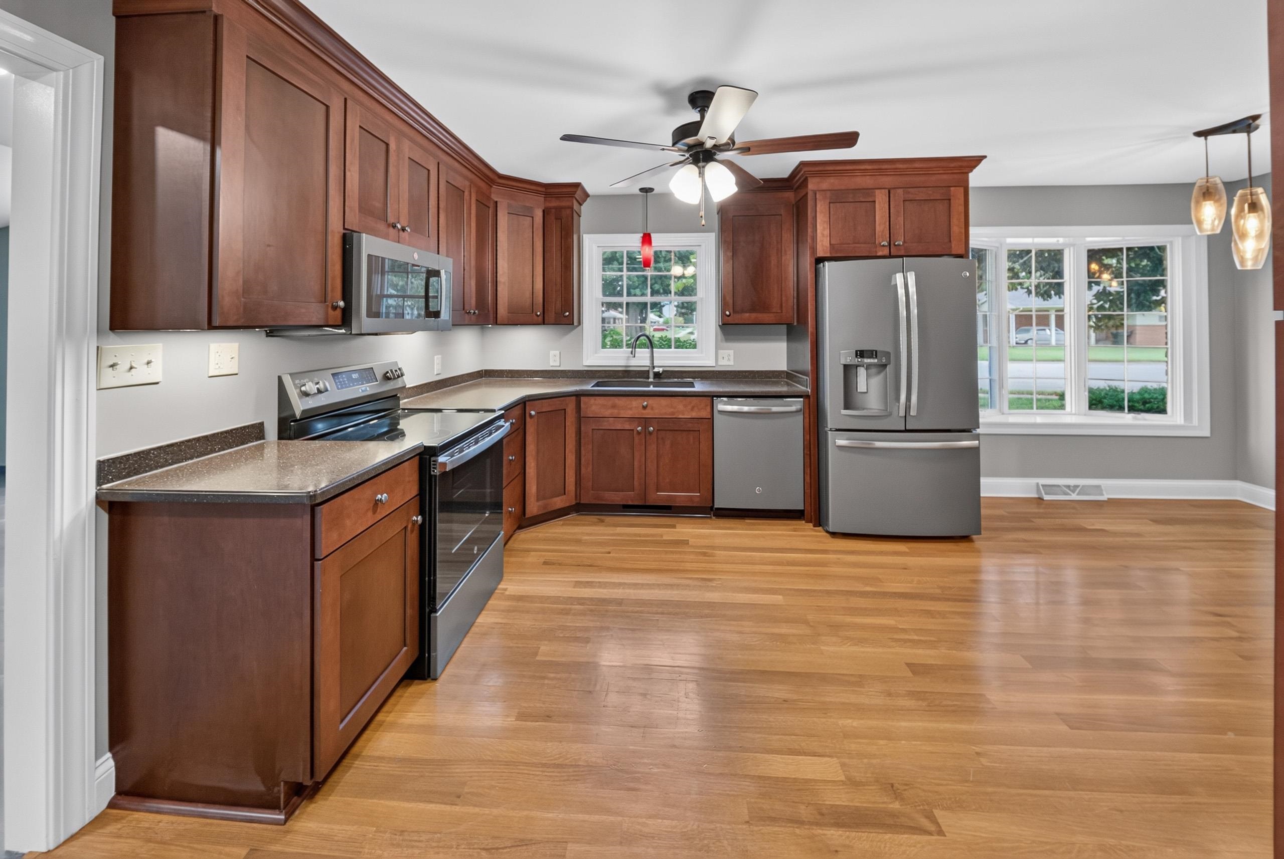 1801 Mohawk Dr, Owensboro, Kentucky 42301, 3 Bedrooms Bedrooms, ,1 BathroomBathrooms,Single Family Residence,For Sale,Mohawk Dr,95723