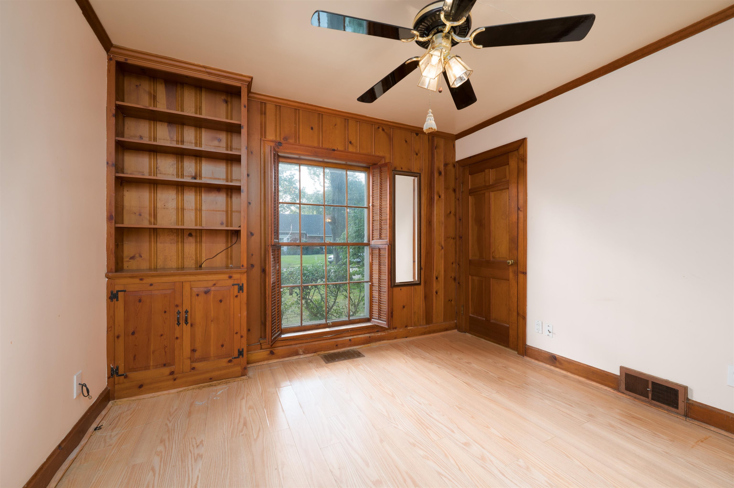 2103 Mayfair Ave, Owensboro, Kentucky 42301, 4 Bedrooms Bedrooms, ,3 BathroomsBathrooms,Single Family Residence,For Sale,Mayfair Ave,95730