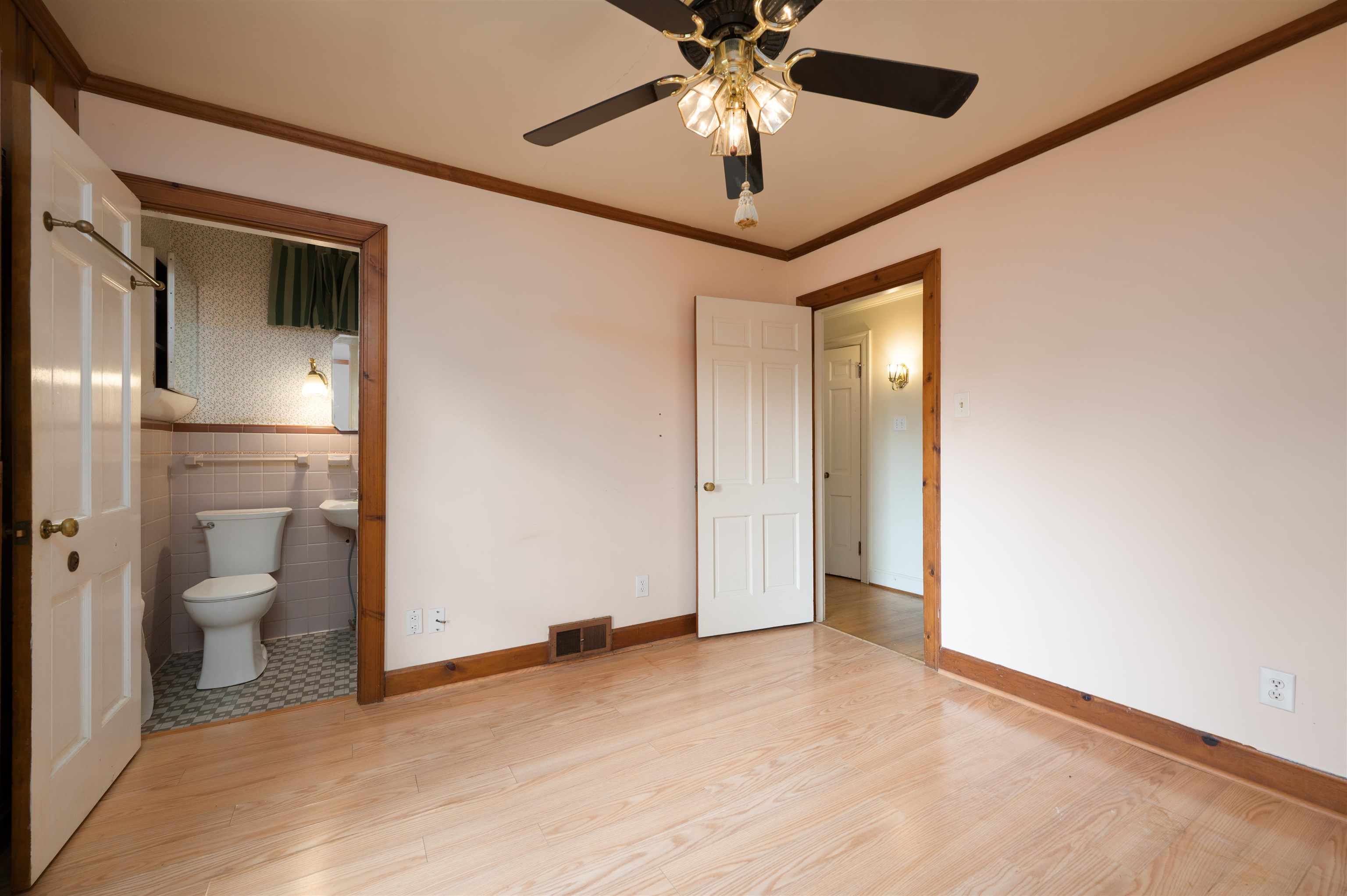 2103 Mayfair Ave, Owensboro, Kentucky 42301, 4 Bedrooms Bedrooms, ,3 BathroomsBathrooms,Single Family Residence,For Sale,Mayfair Ave,95730