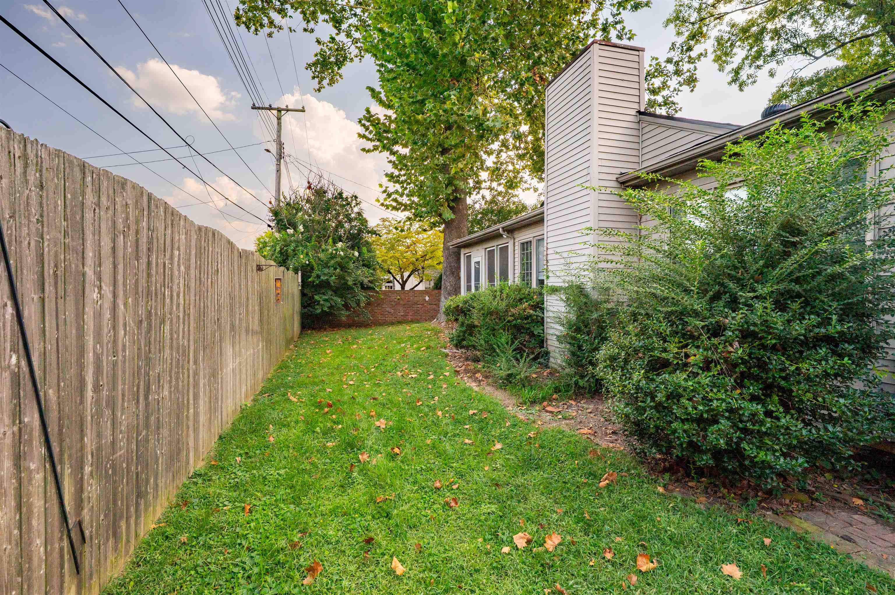2103 Mayfair Ave, Owensboro, Kentucky 42301, 4 Bedrooms Bedrooms, ,3 BathroomsBathrooms,Single Family Residence,For Sale,Mayfair Ave,95730