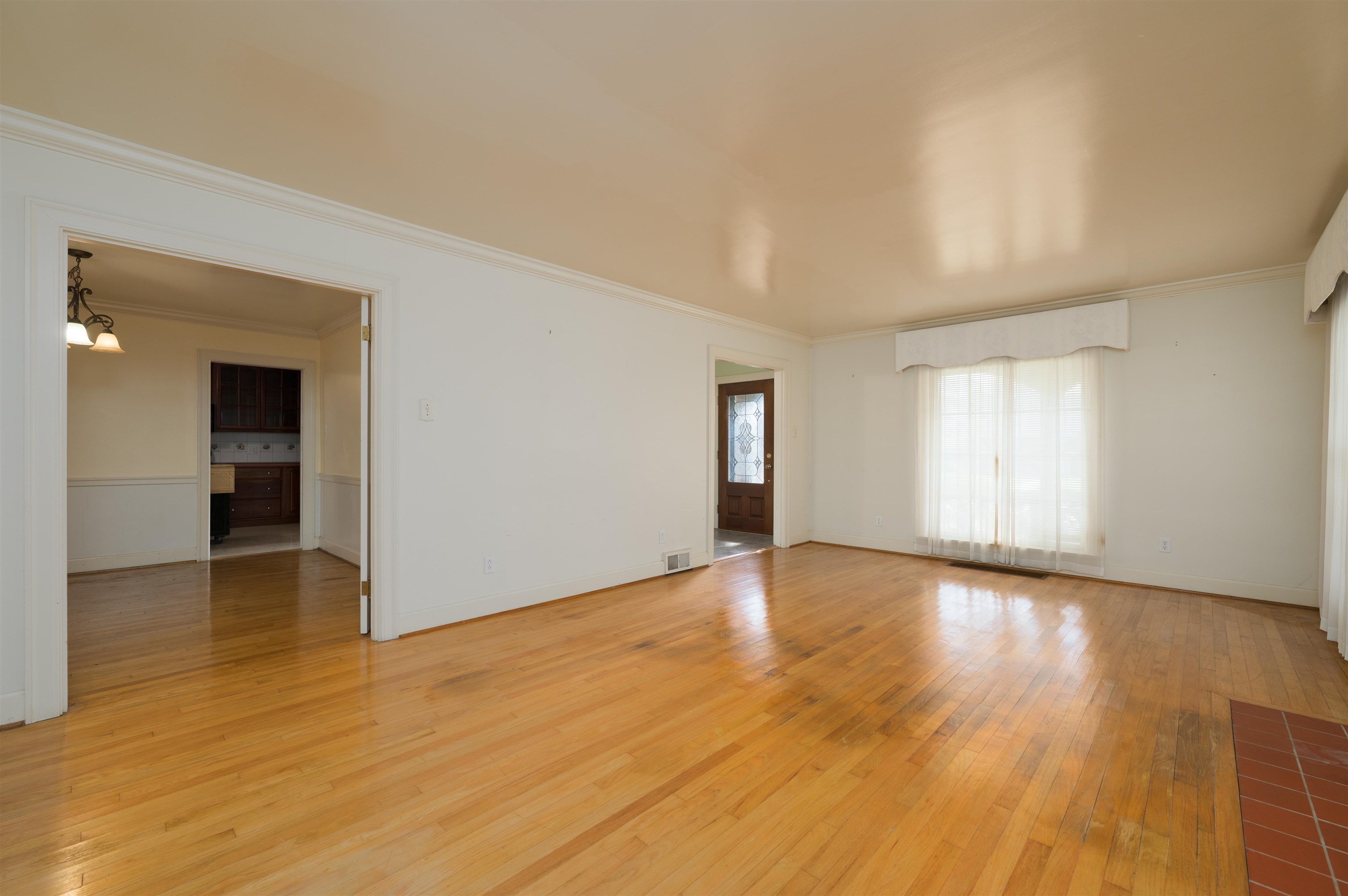 2103 Mayfair Ave, Owensboro, Kentucky 42301, 4 Bedrooms Bedrooms, ,3 BathroomsBathrooms,Single Family Residence,For Sale,Mayfair Ave,95730